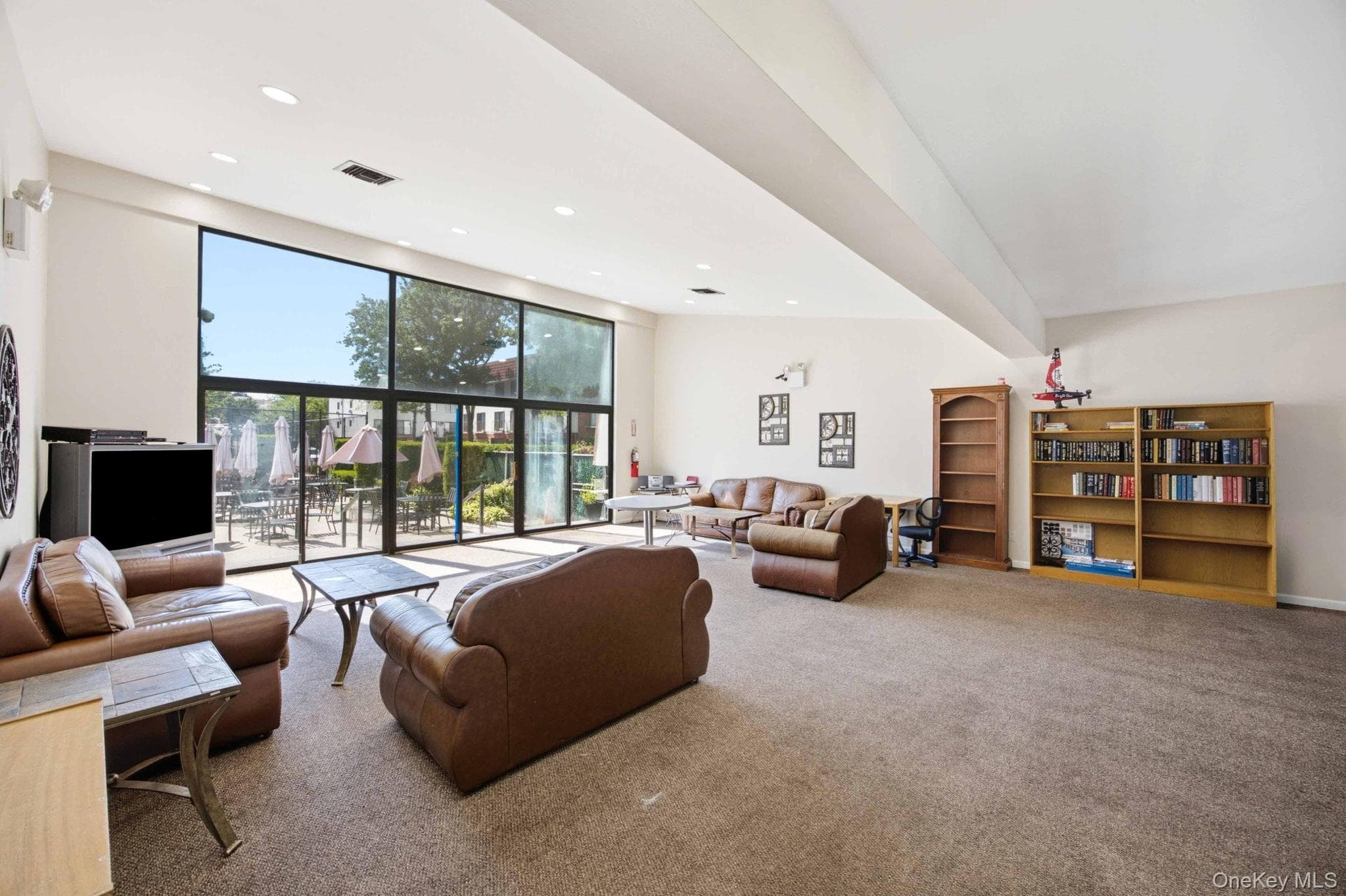 425 Schorr Drive Unit: 35C thumbnail 19