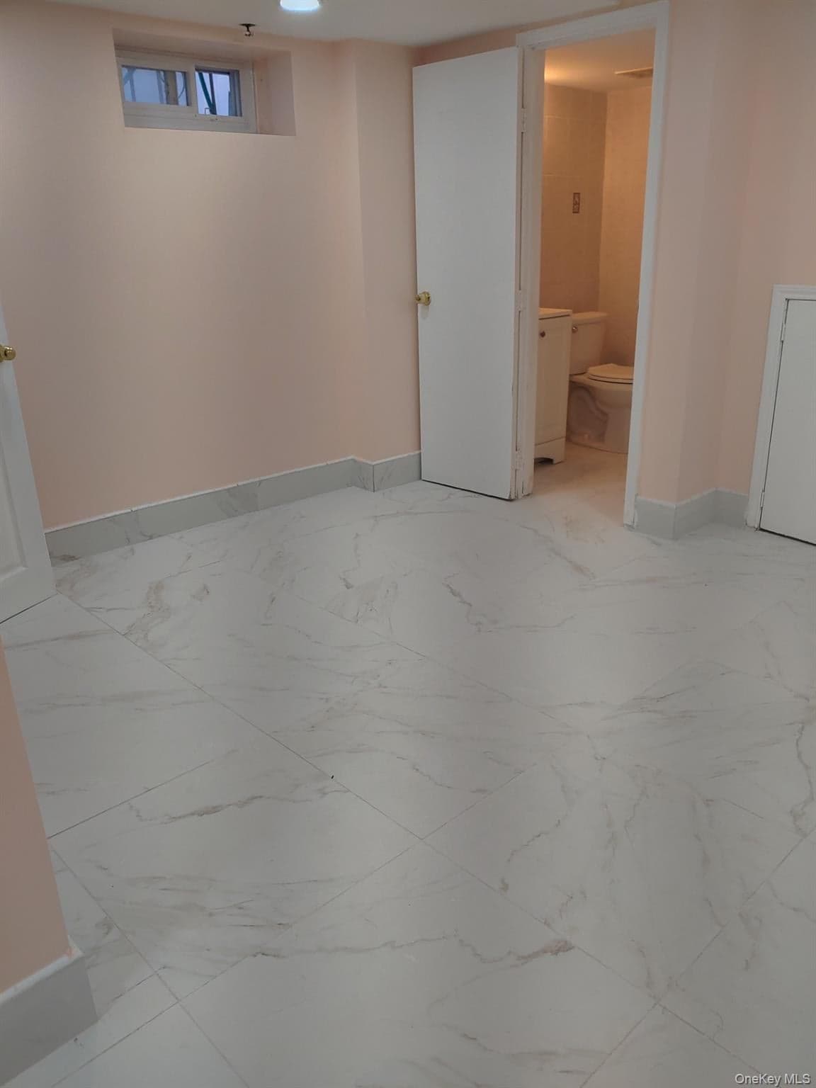 250-12 81st Avenue thumbnail 22