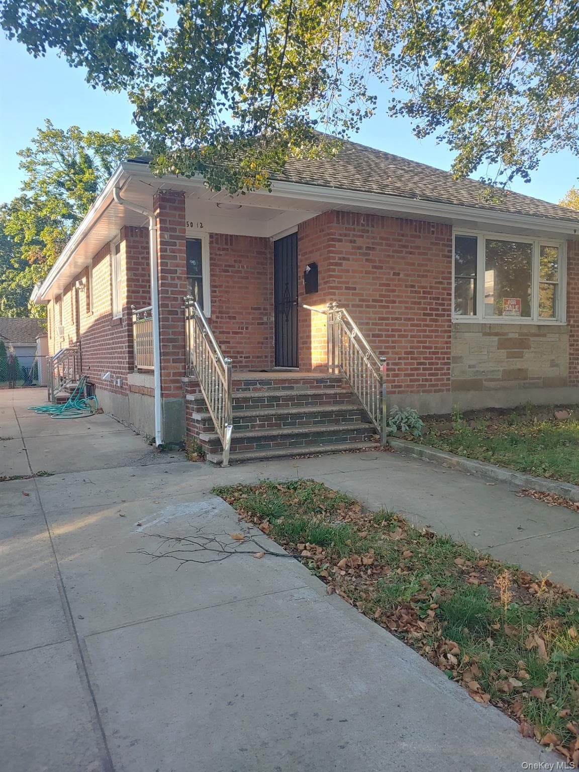 250-12 81st Avenue thumbnail 2