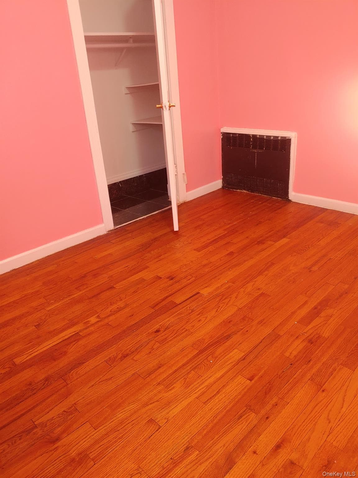 250-12 81st Avenue thumbnail 17