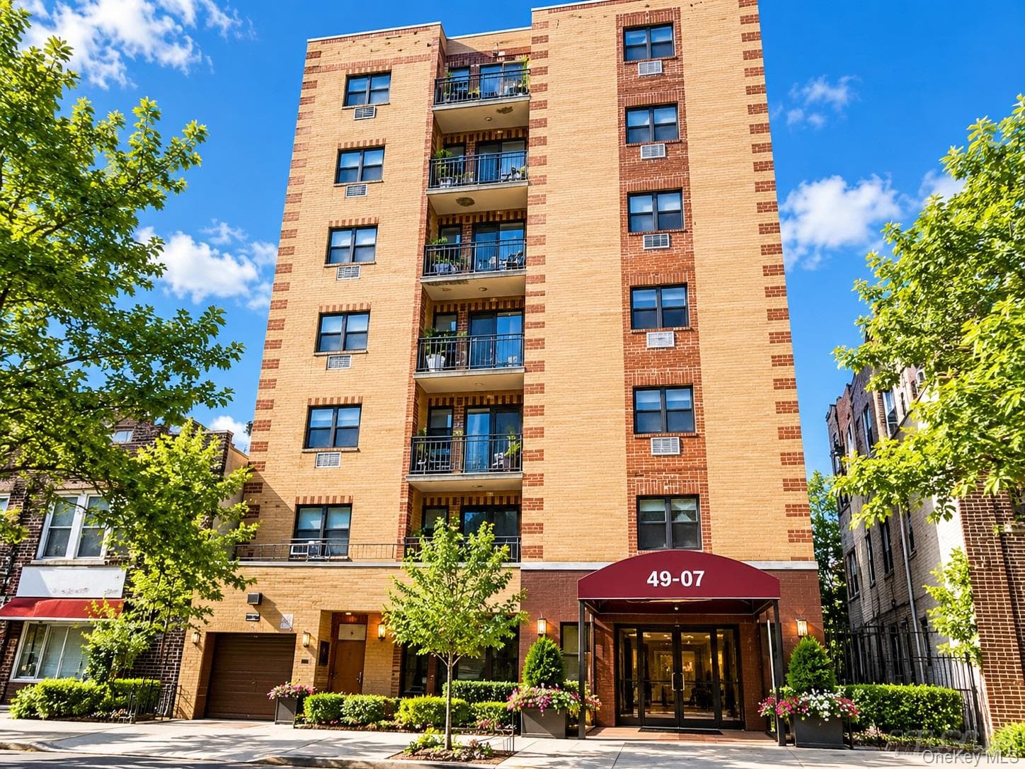 4907 43rd Avenue Unit: 3R, Woodside