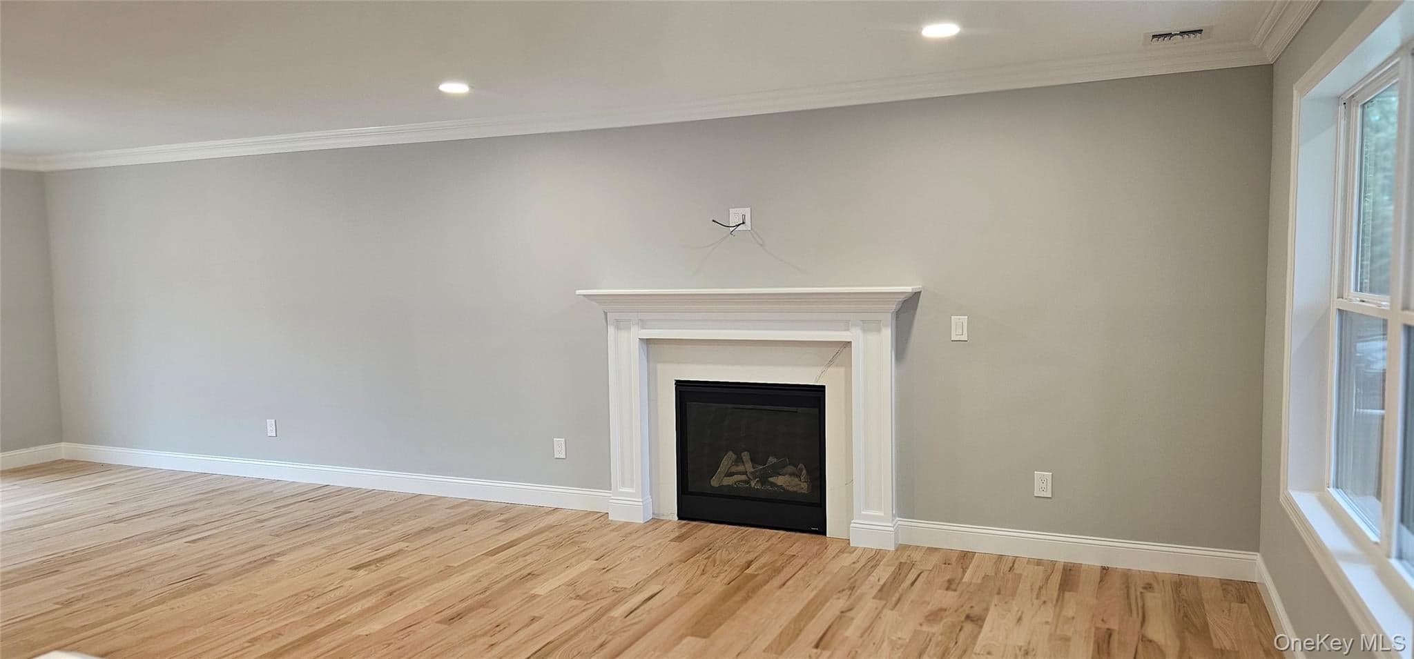 New Construction Wood Avenue thumbnail 10