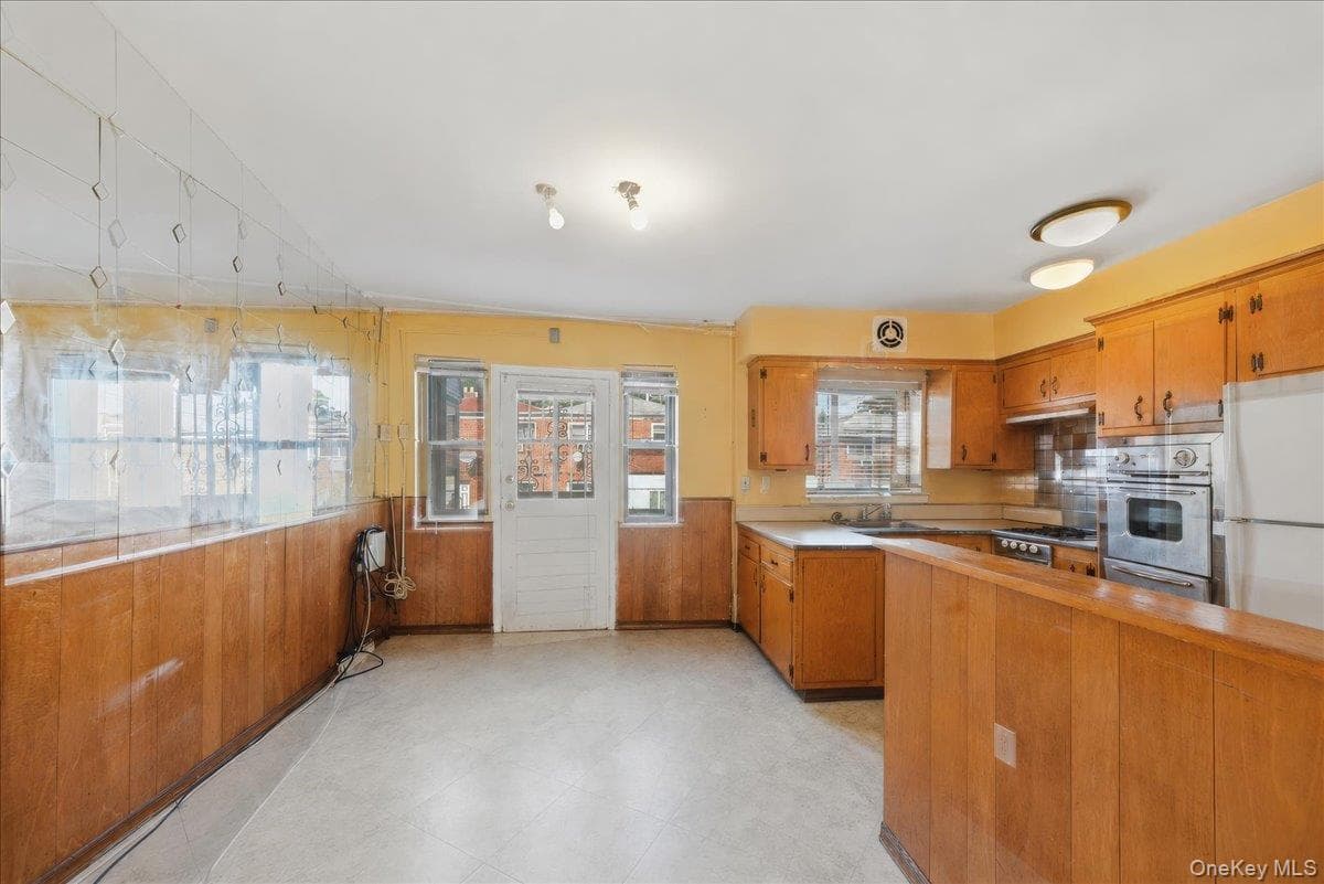 3310 Gunther Avenue thumbnail 9