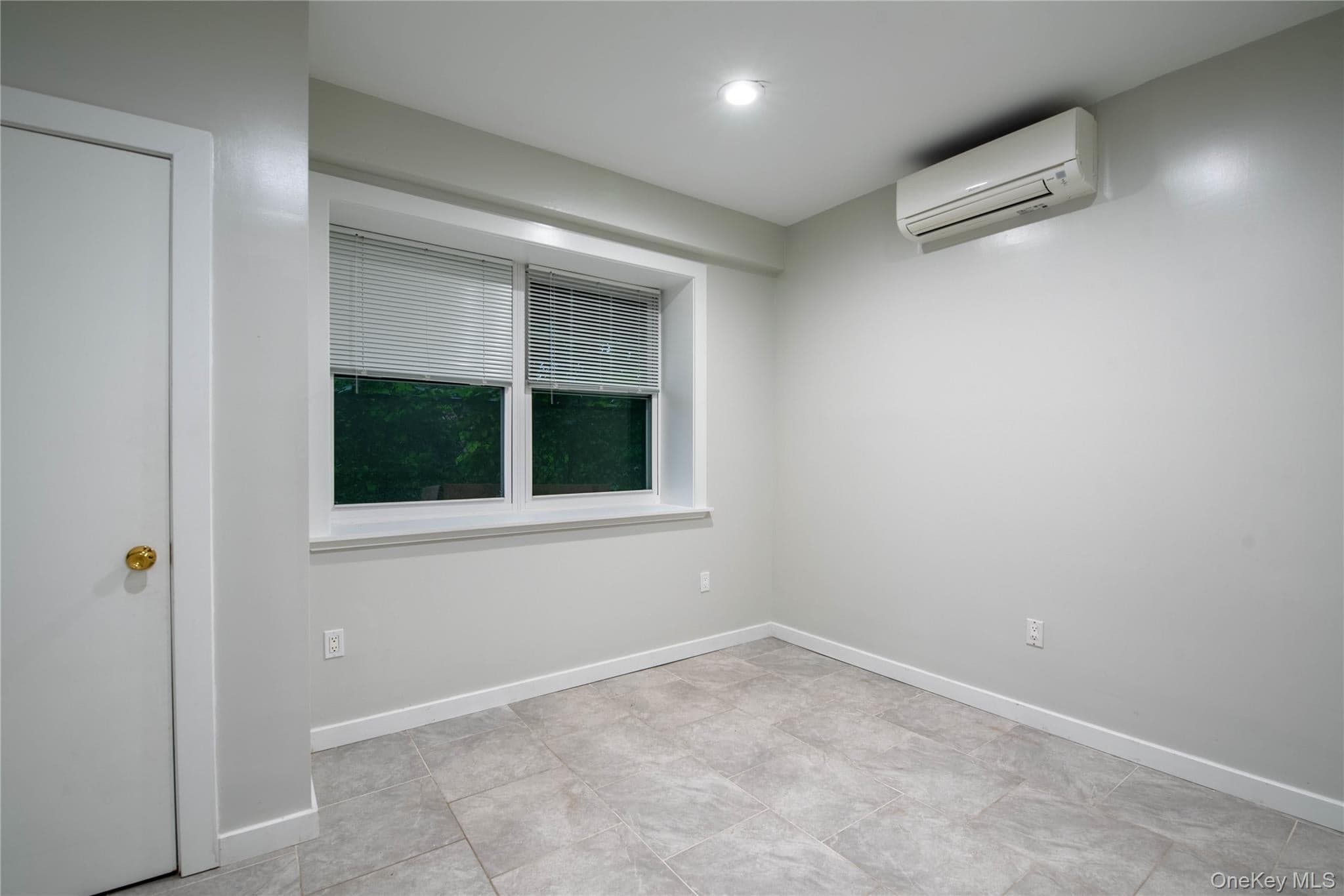 47 Lincoln Terrace thumbnail 21
