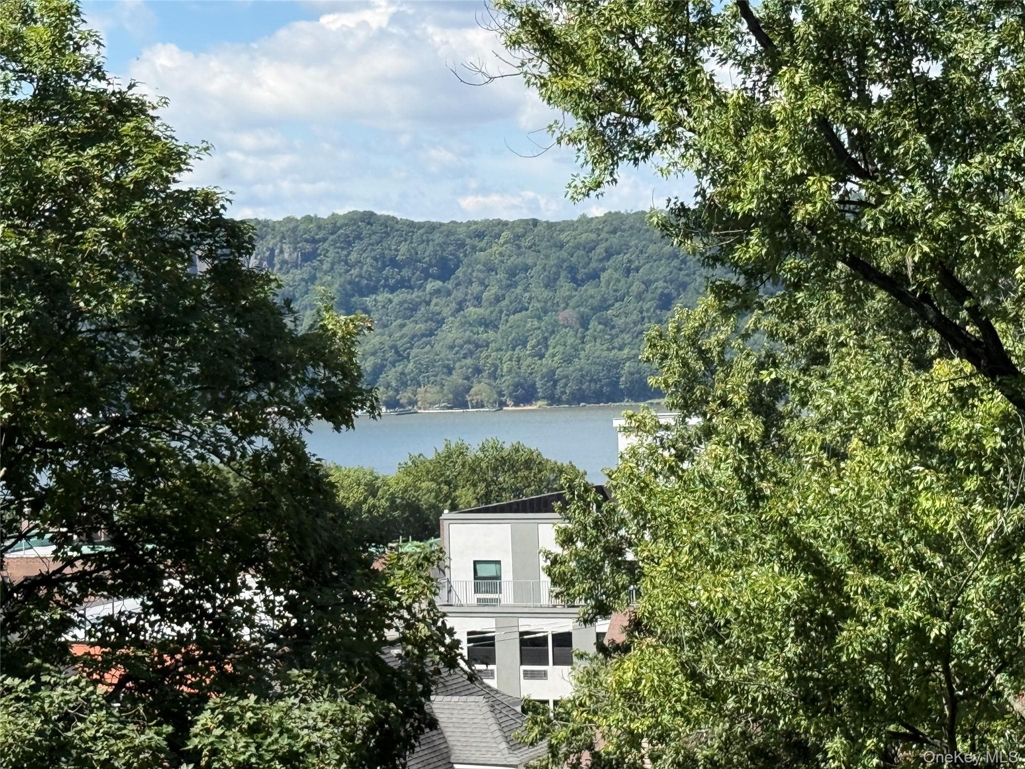 47 Lincoln Terrace thumbnail 7