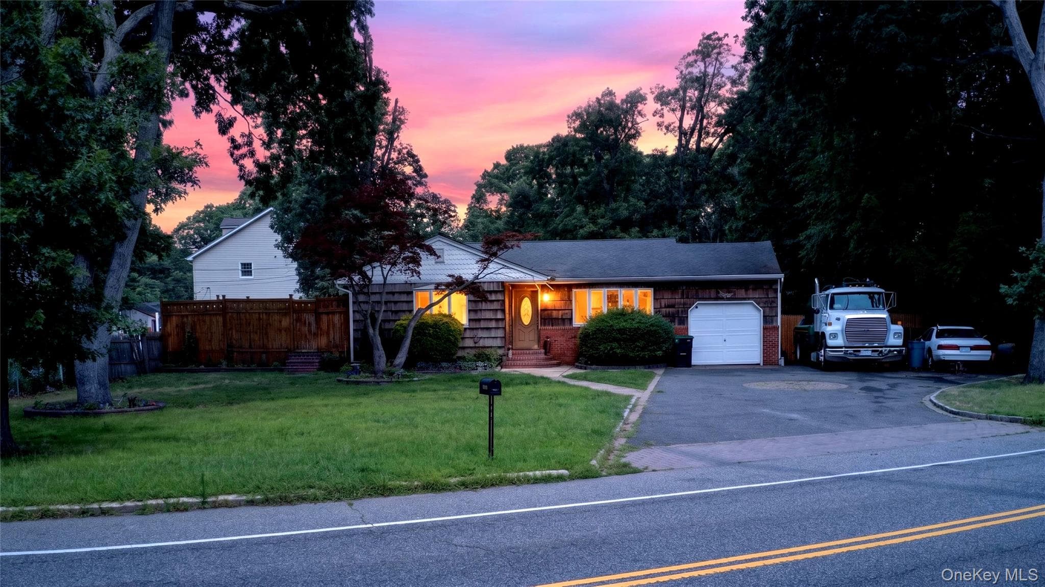 2109 Orinoco Drive photo 1