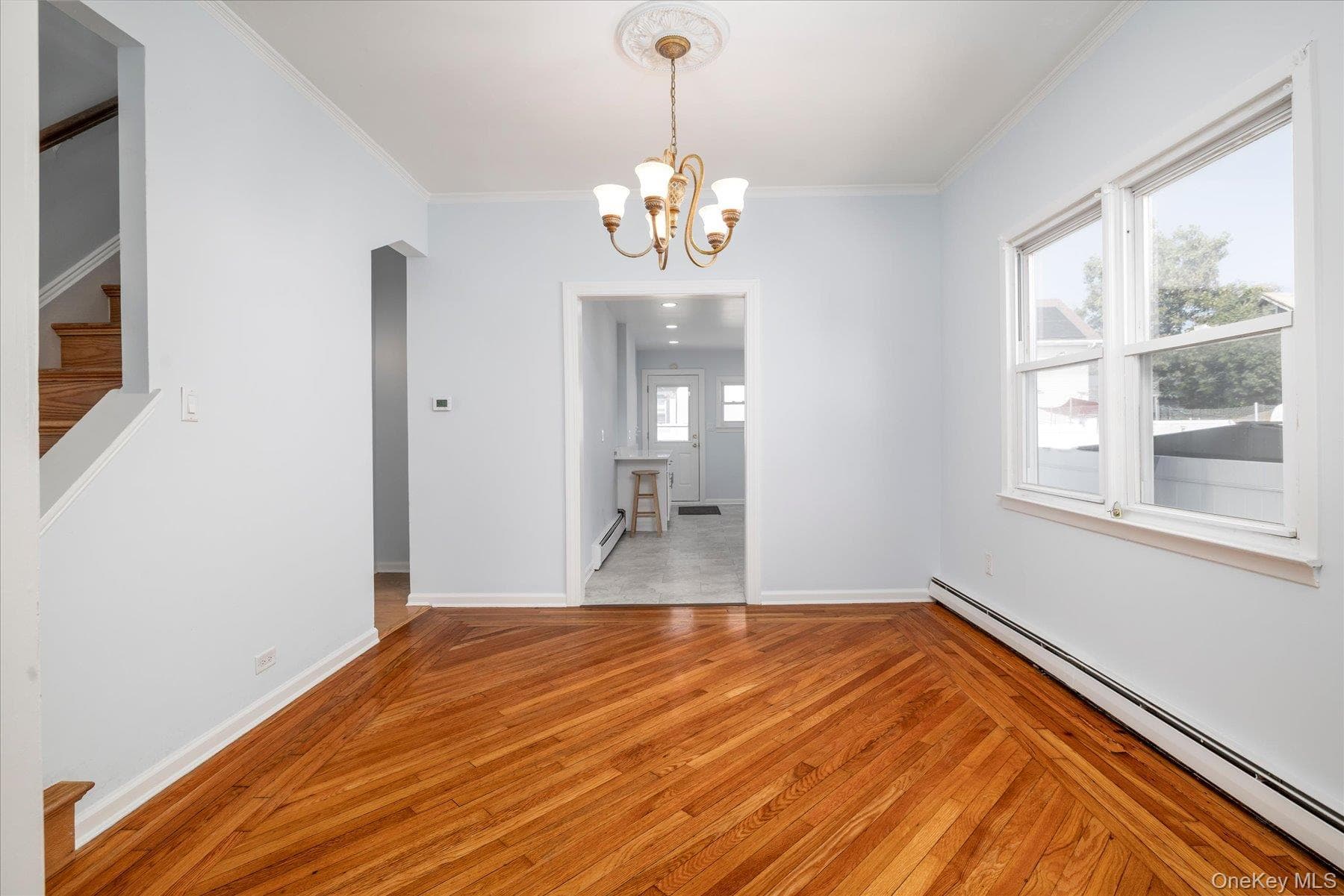 48 W Windsor Parkway thumbnail 15