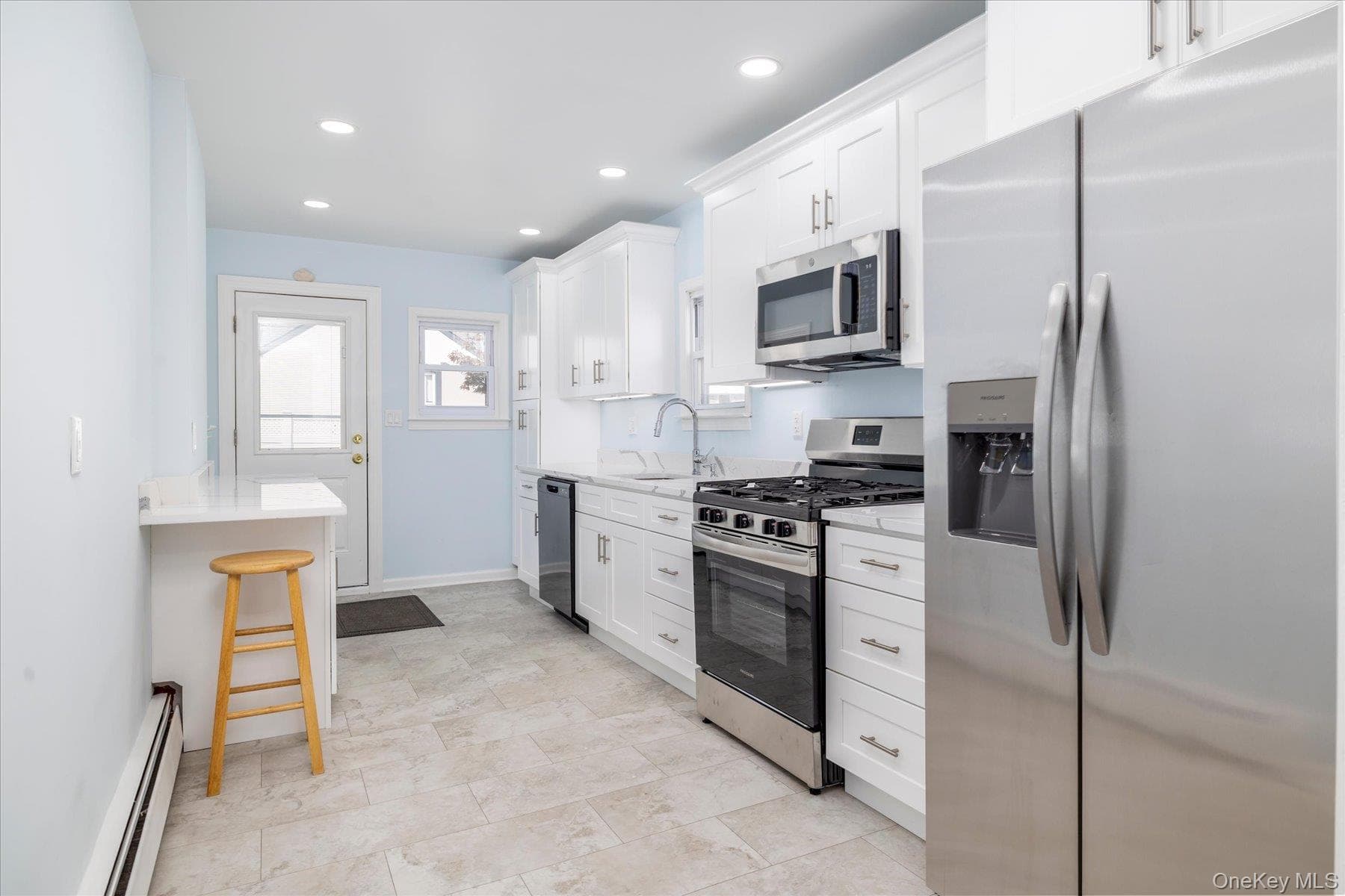 48 W Windsor Parkway thumbnail 17
