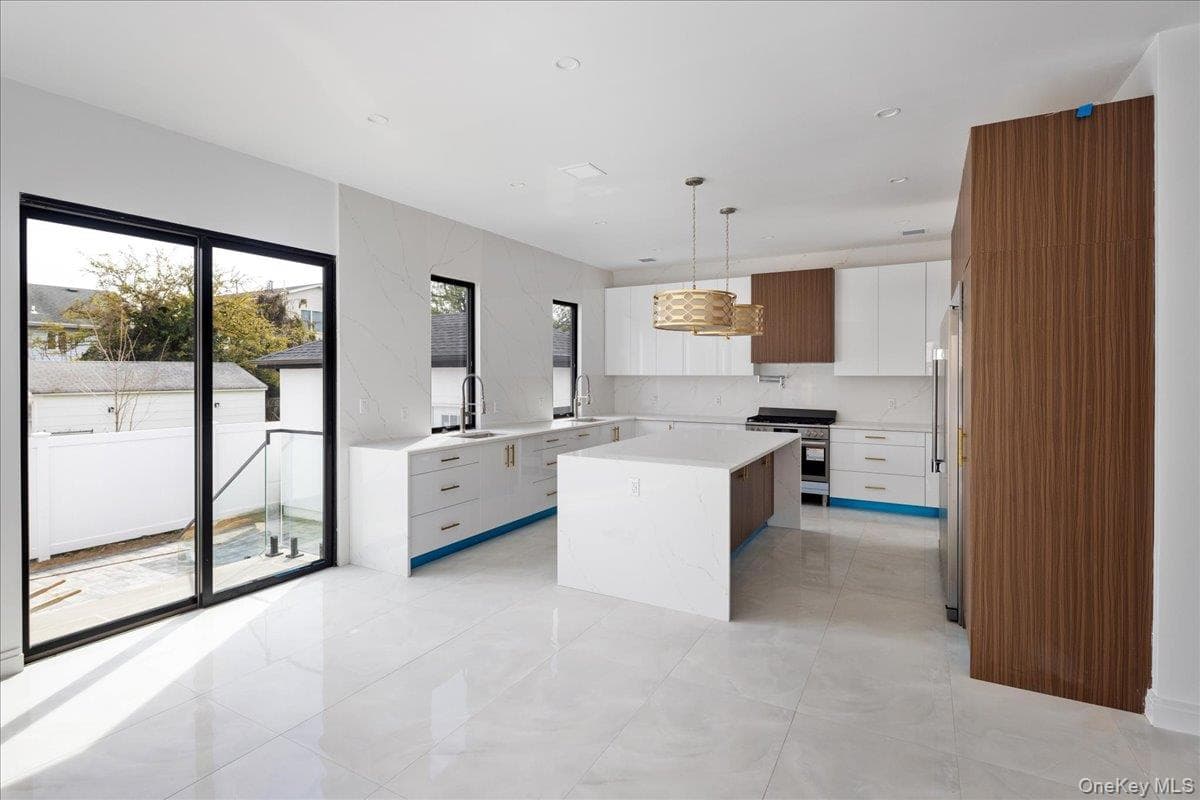 544 Arlington Road thumbnail 10