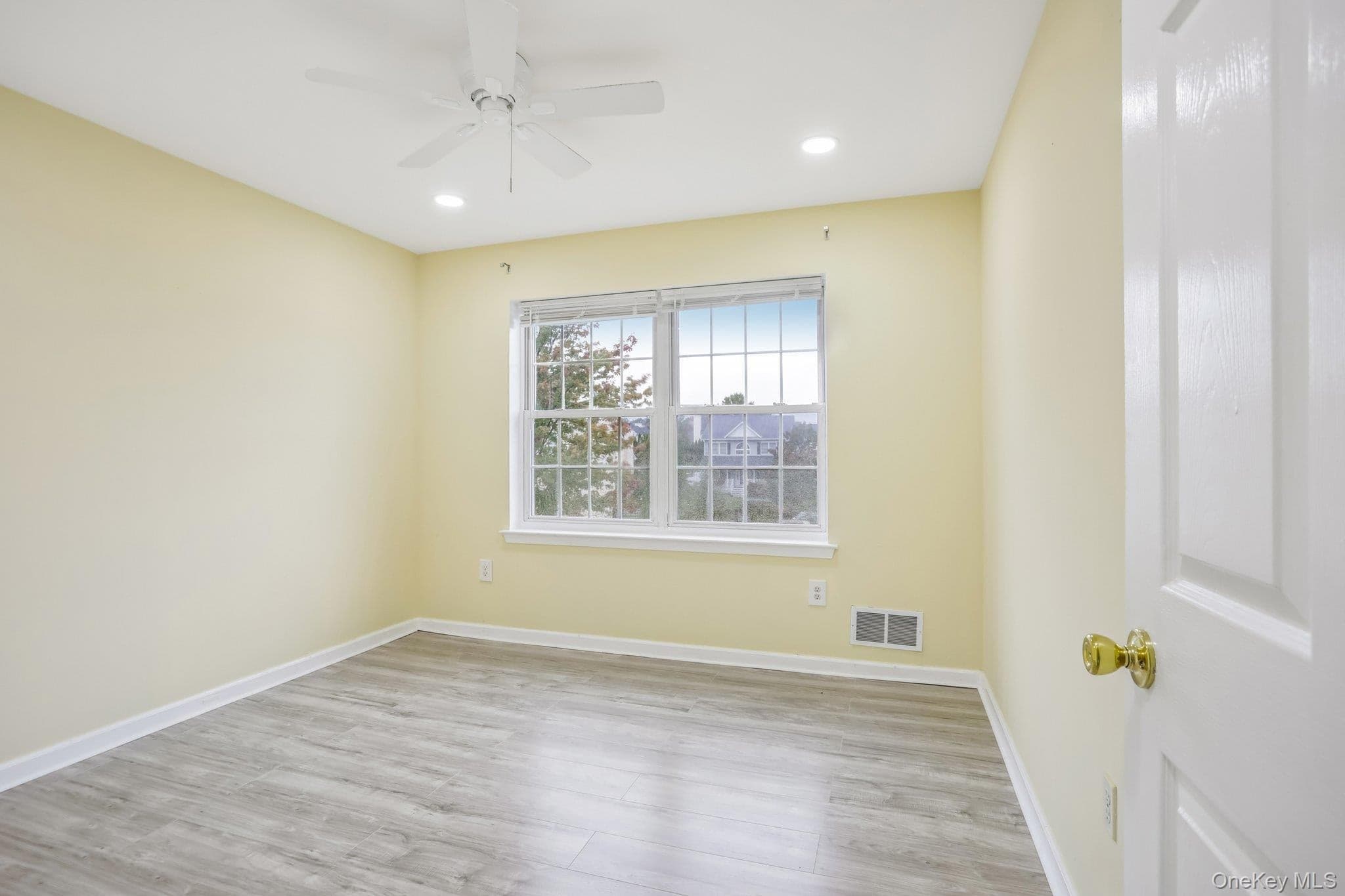 2508 Constitution Way thumbnail 40