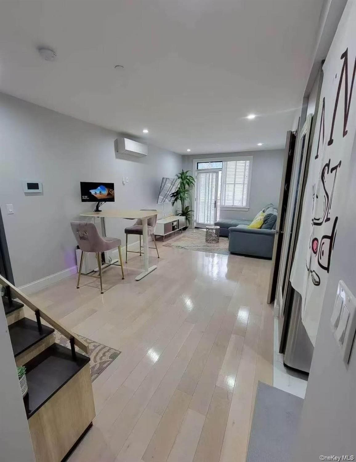31-12 38th Avenue Unit: 3B thumbnail 6
