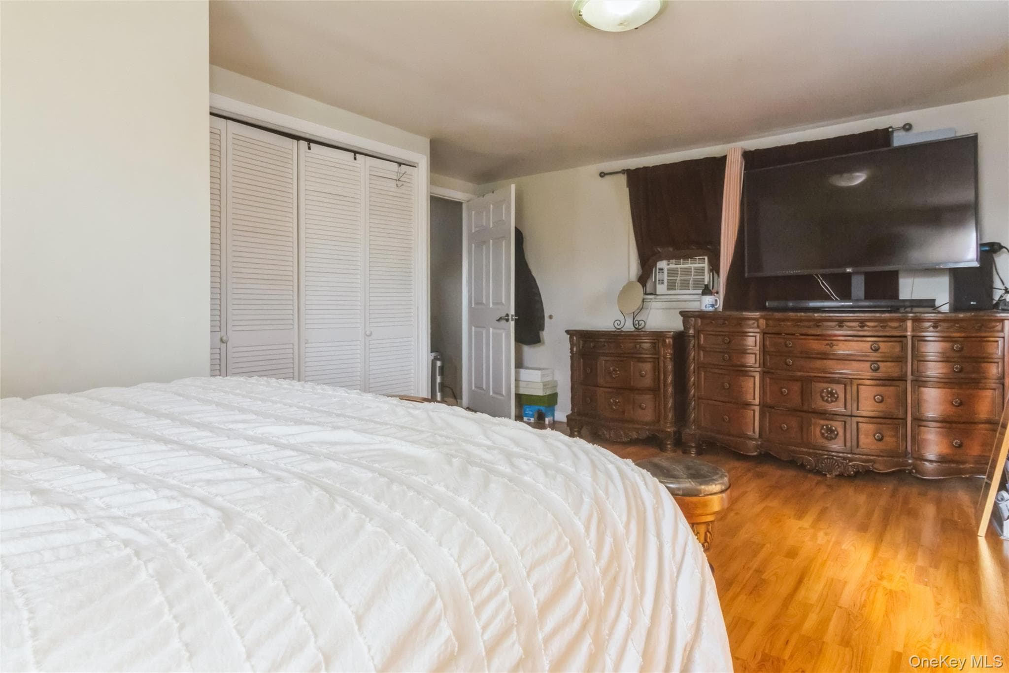91 Grant Drive thumbnail 15
