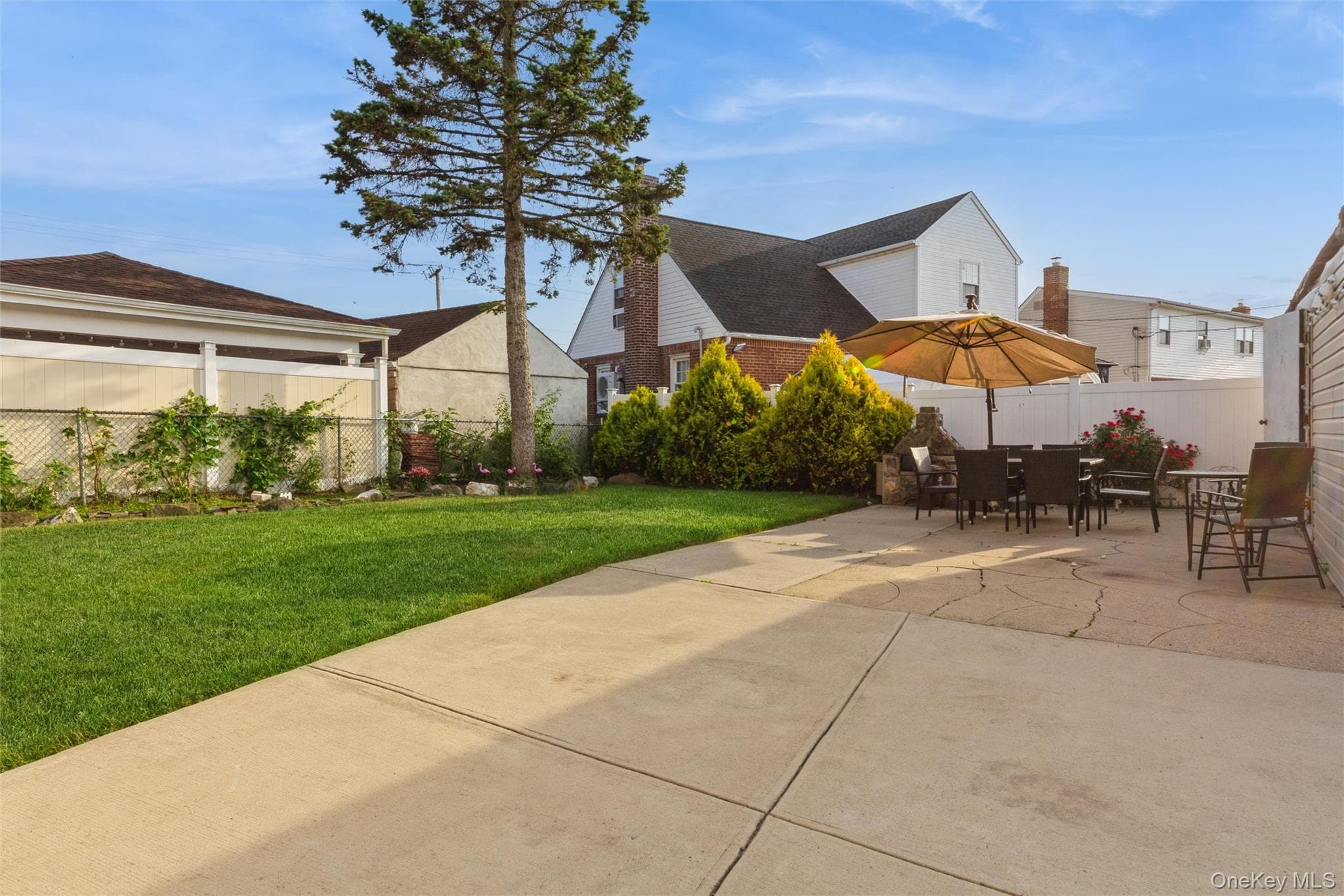 91 Grant Drive thumbnail 23