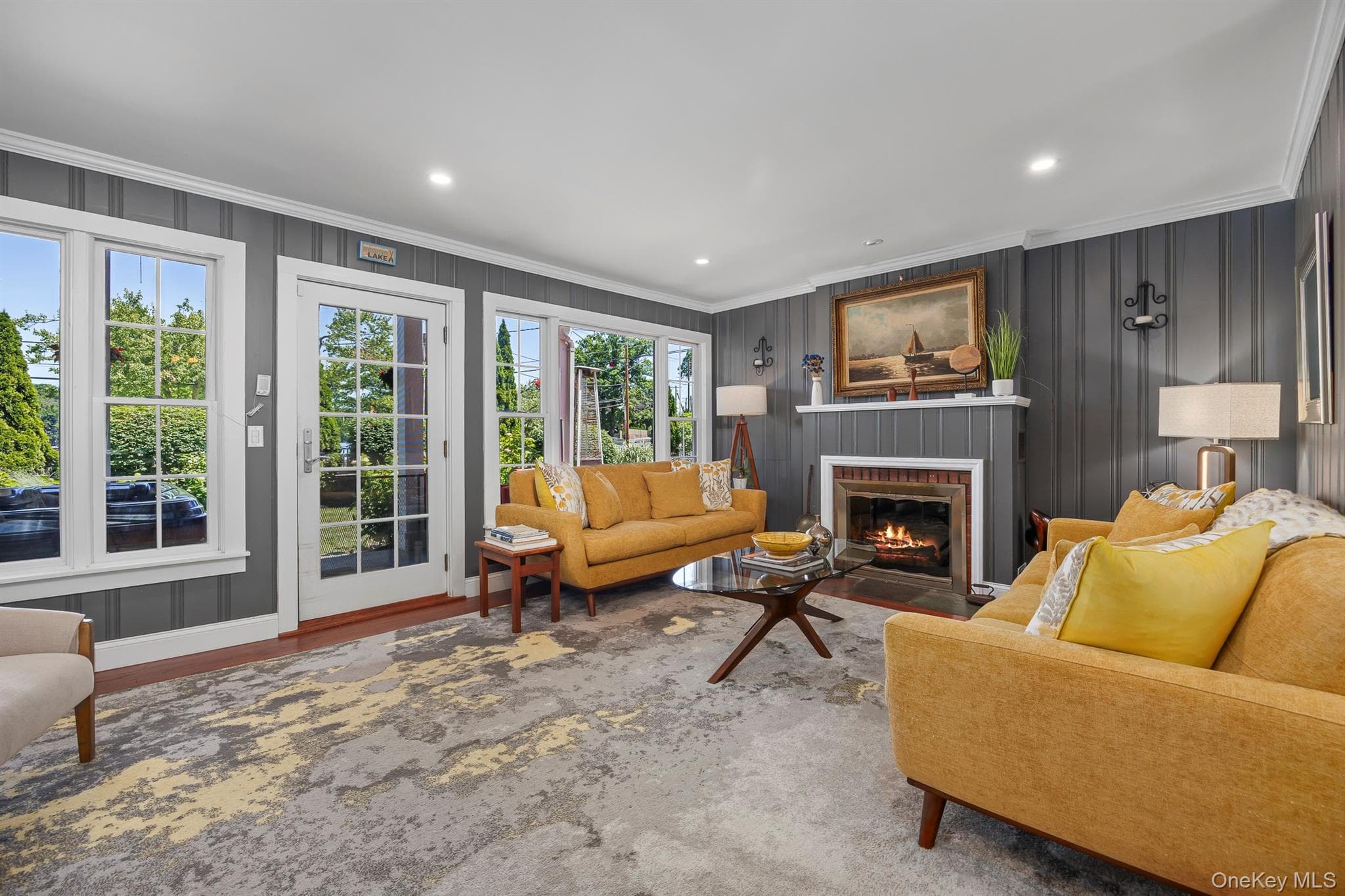 1 Colonial Drive thumbnail 16