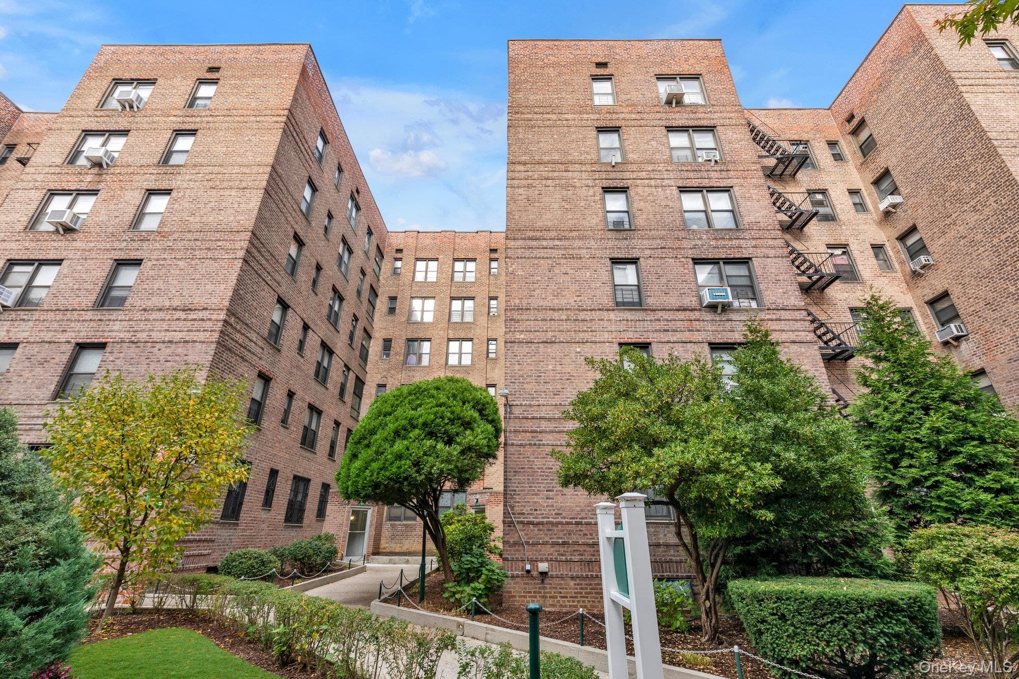 4334 Union Street Unit: 5H photo 1