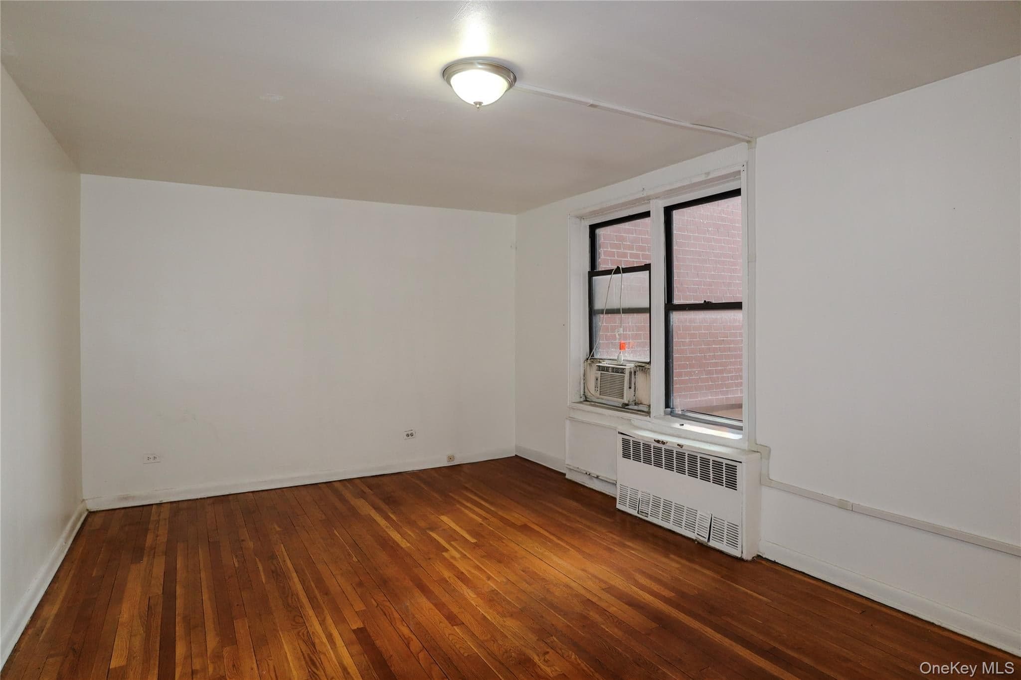 8720 175th Street Unit: 3J thumbnail 4