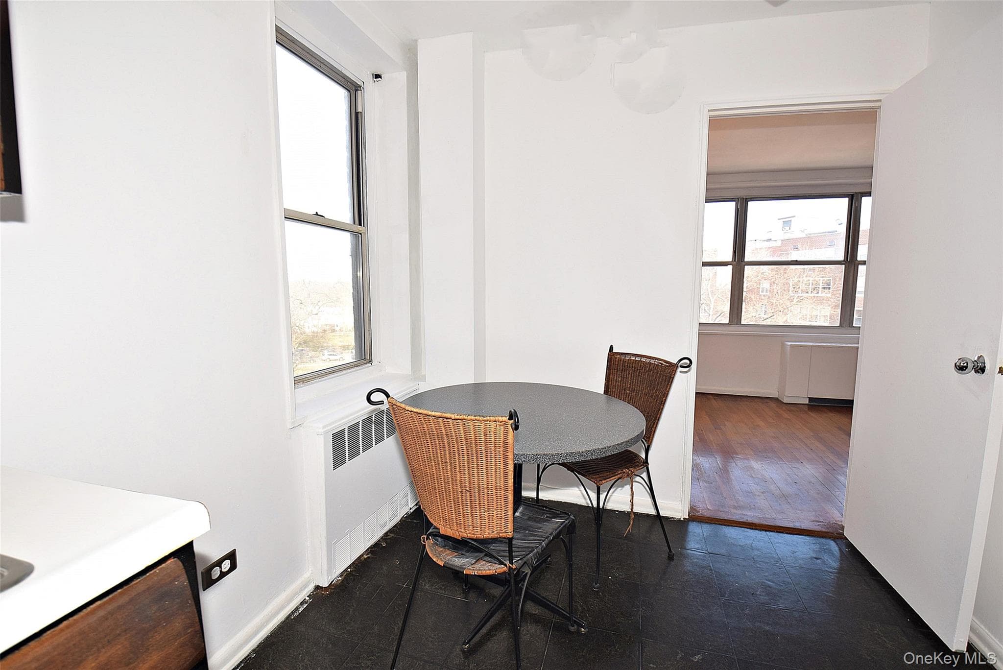 211-10 18 Avenue Unit: 4J thumbnail 17