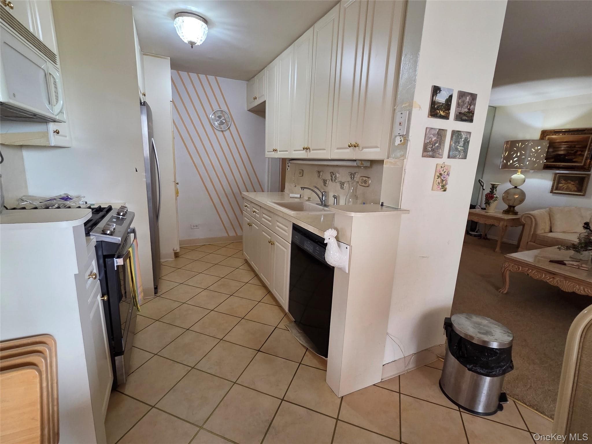 18-05 215th Street Unit: 5D photo 1