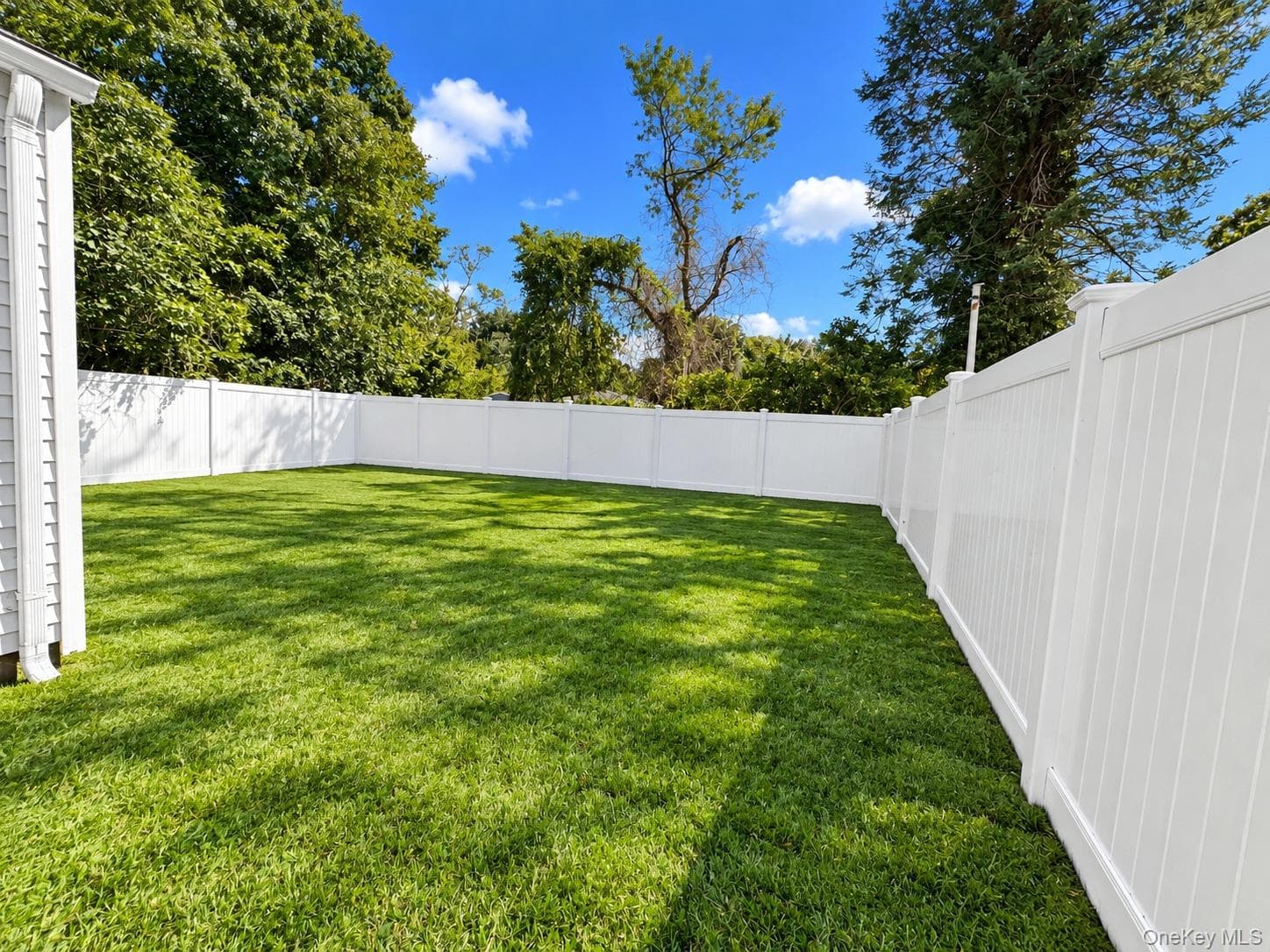 102 Pinewood Drive thumbnail 25