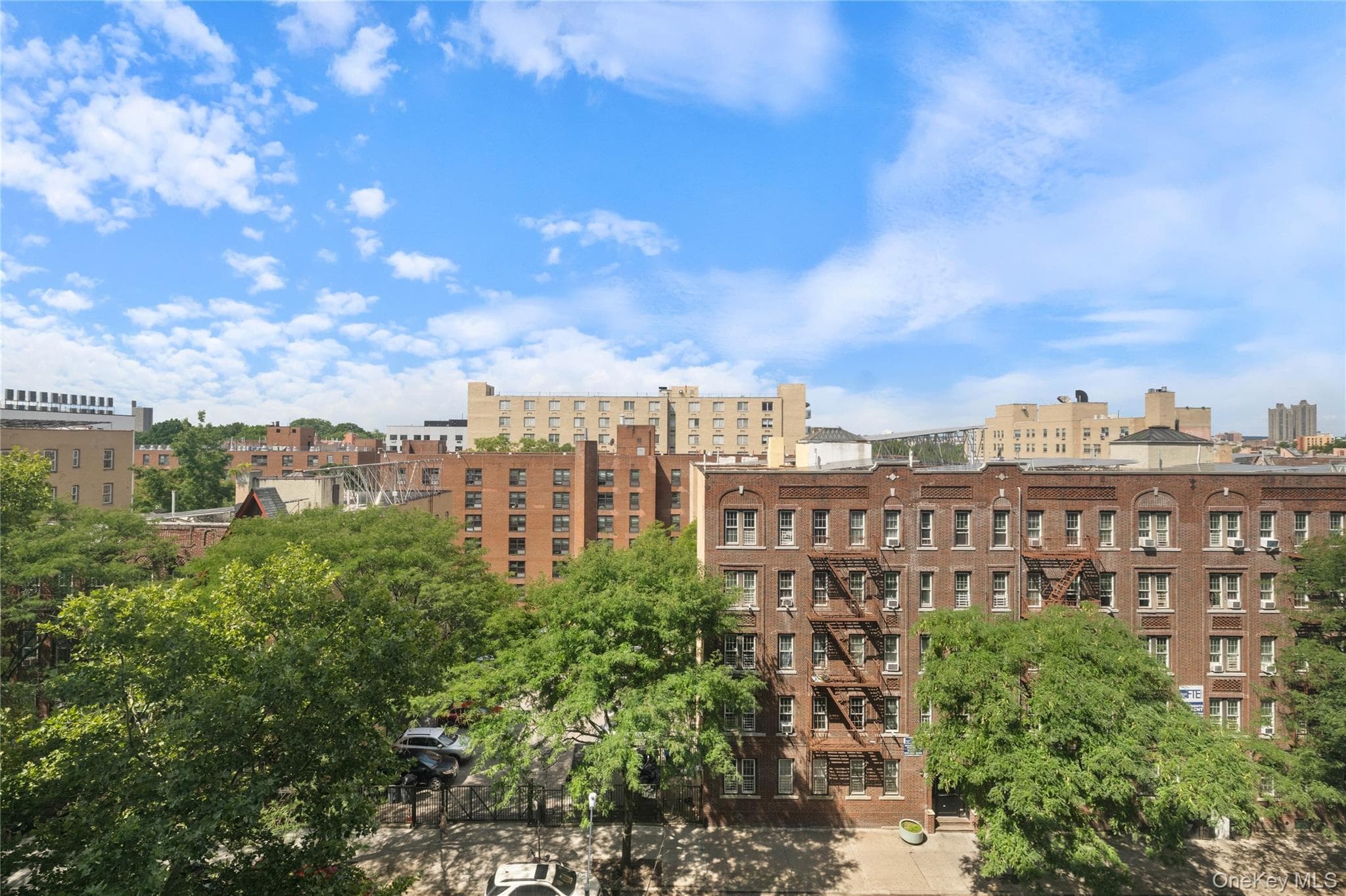 2550 Olinville Avenue Unit: 7E thumbnail 8