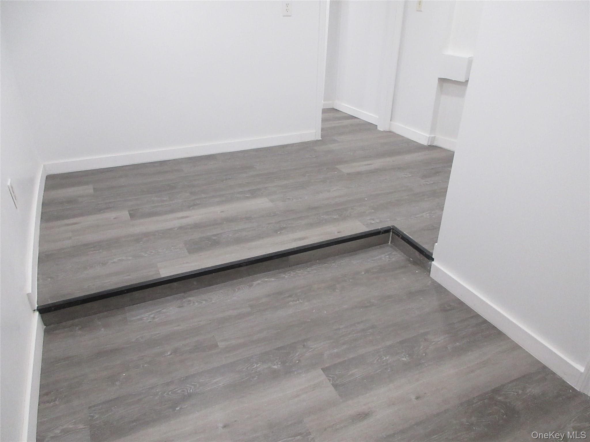 3228 Tenbroeck Avenue thumbnail 20