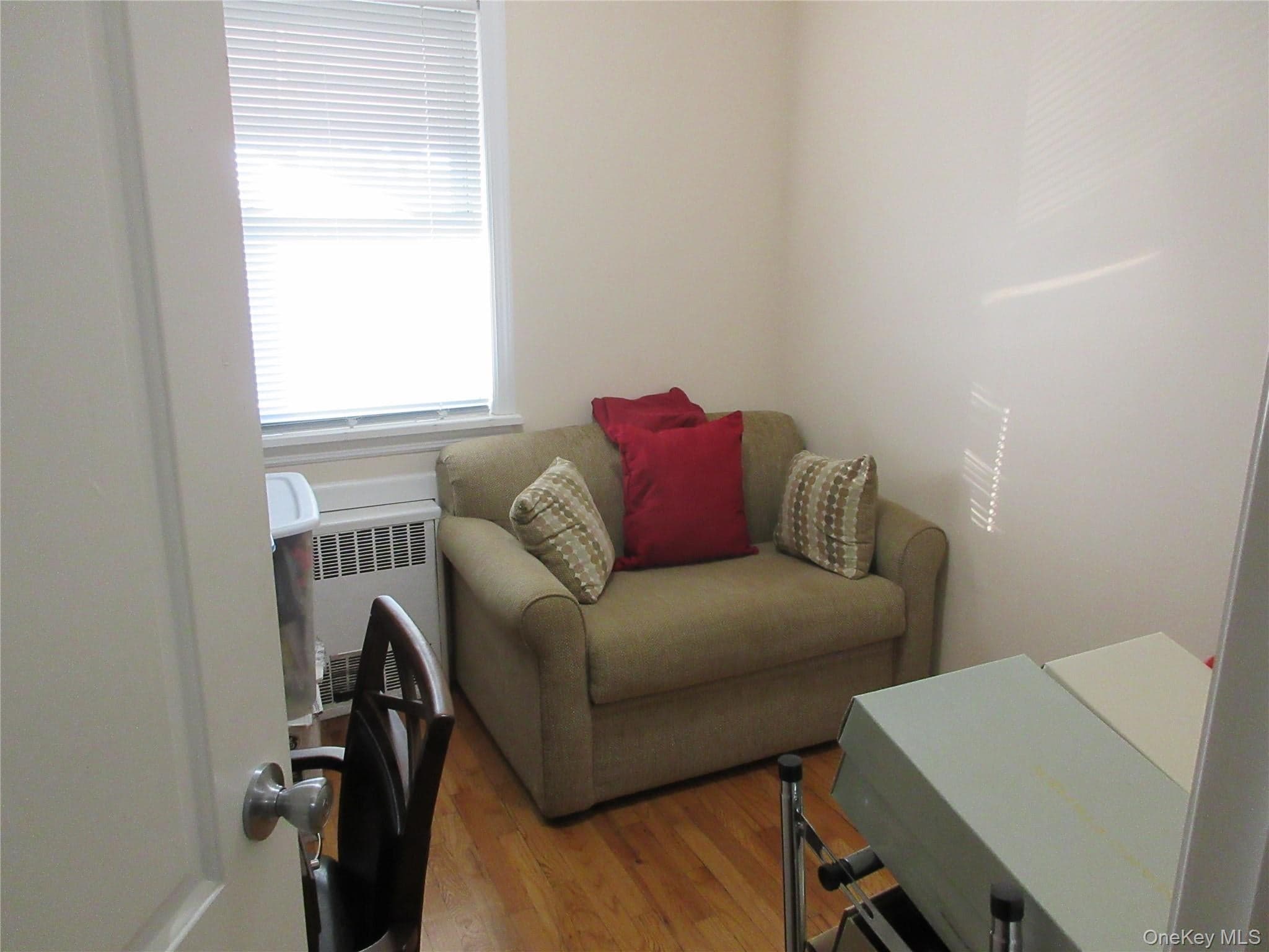 3228 Tenbroeck Avenue thumbnail 10