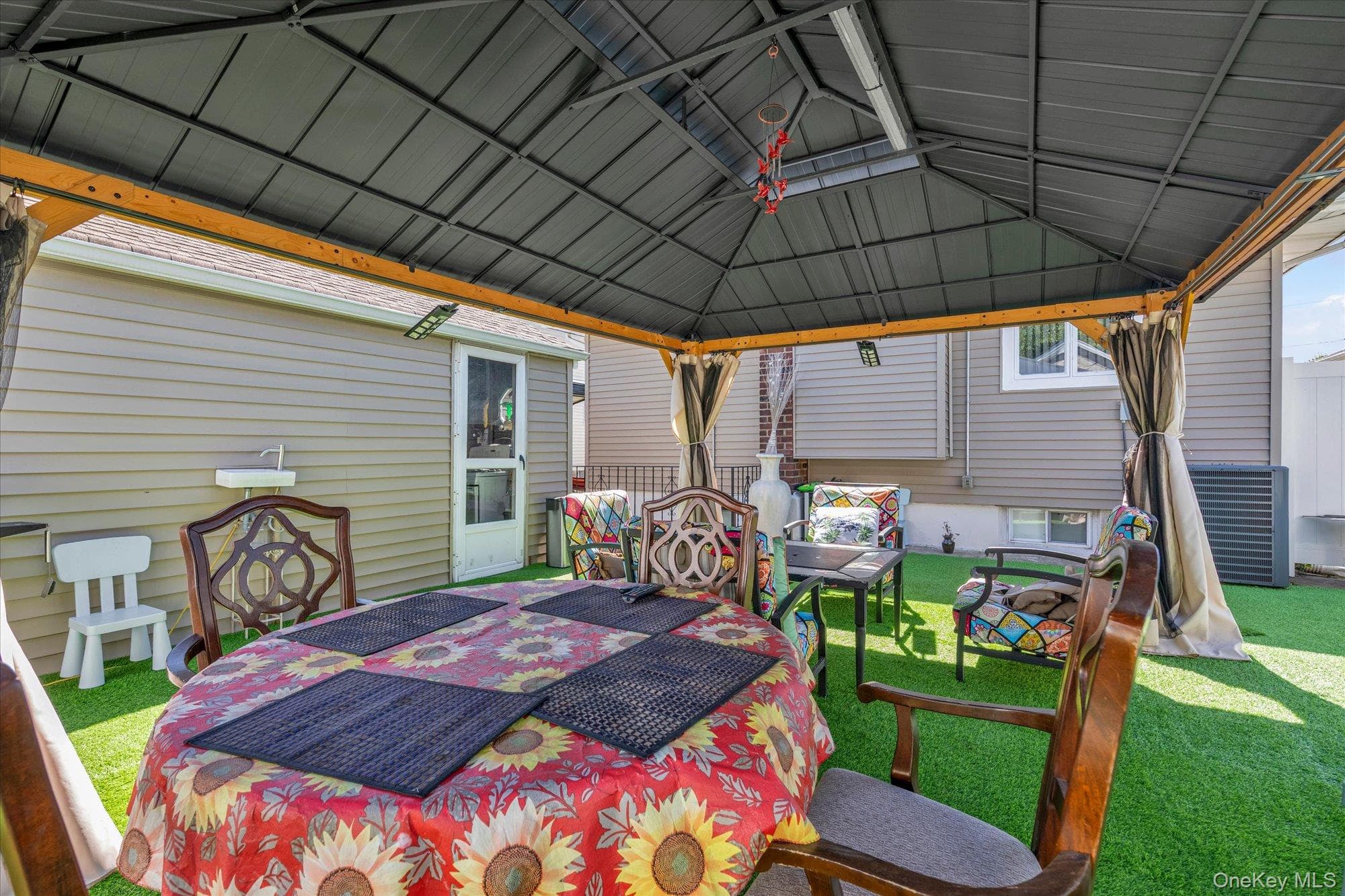 15 Hudson Avenue thumbnail 19