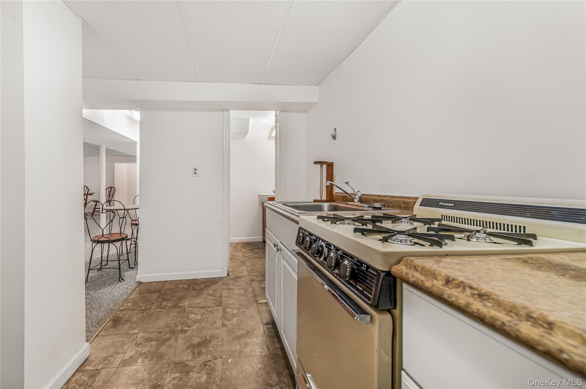 248 Kensington Road thumbnail 23