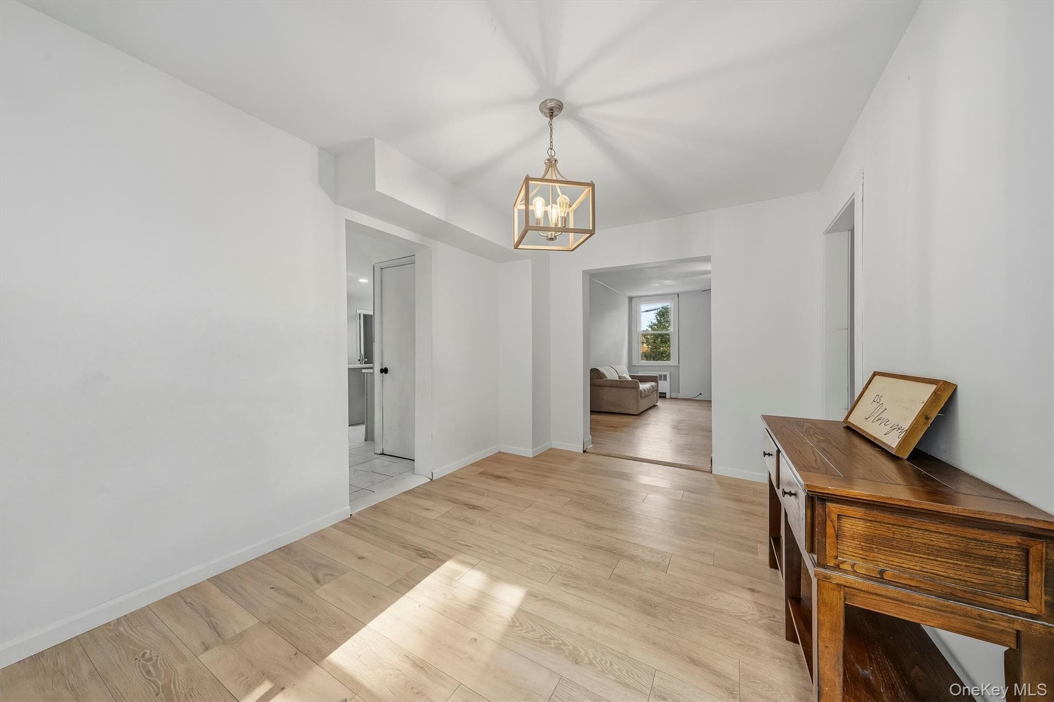 164 Greenwich Avenue thumbnail 16