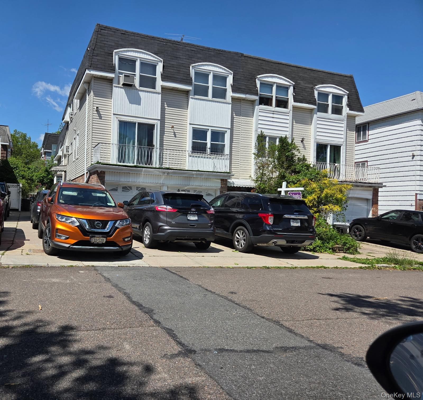 15-40 215th Street thumbnail 3