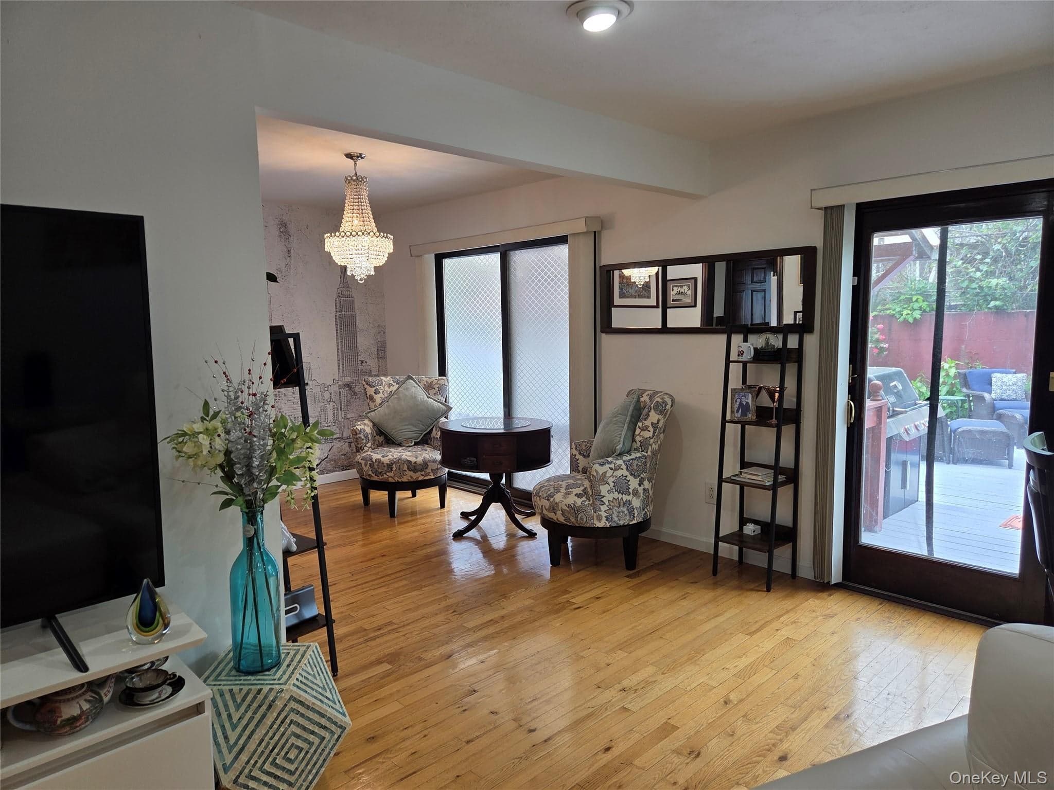 15-40 215th Street thumbnail 9