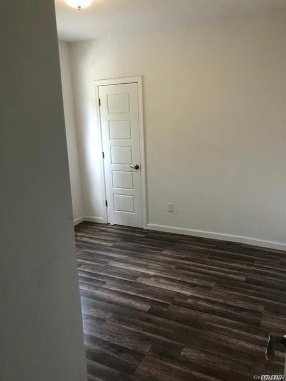 2043 Bathgate Avenue thumbnail 5