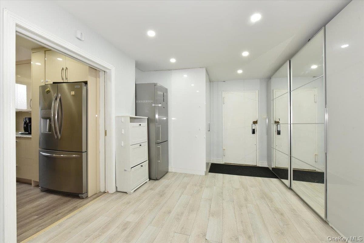 2680 E 19th Street Unit: 2S thumbnail 5