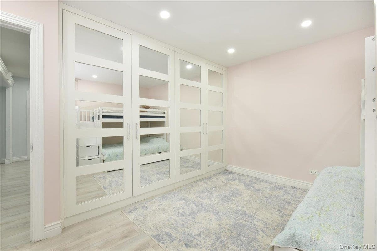 2680 E 19th Street Unit: 2S thumbnail 25