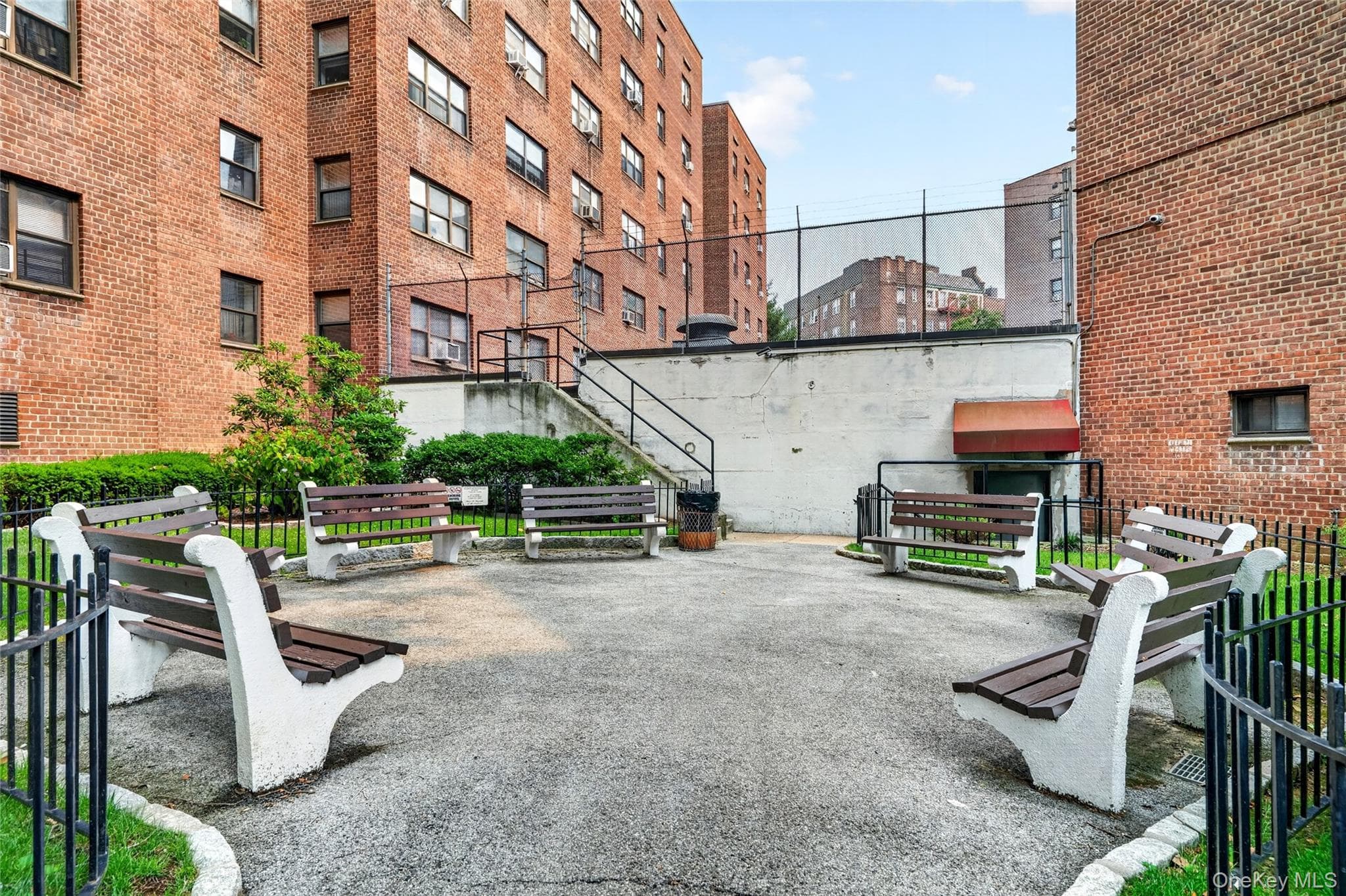 30 Fleetwood Avenue Unit: 4F thumbnail 46
