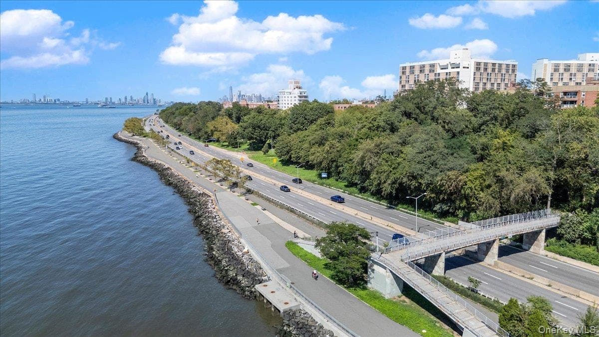 9255 Shore Road Unit: 3C thumbnail 29