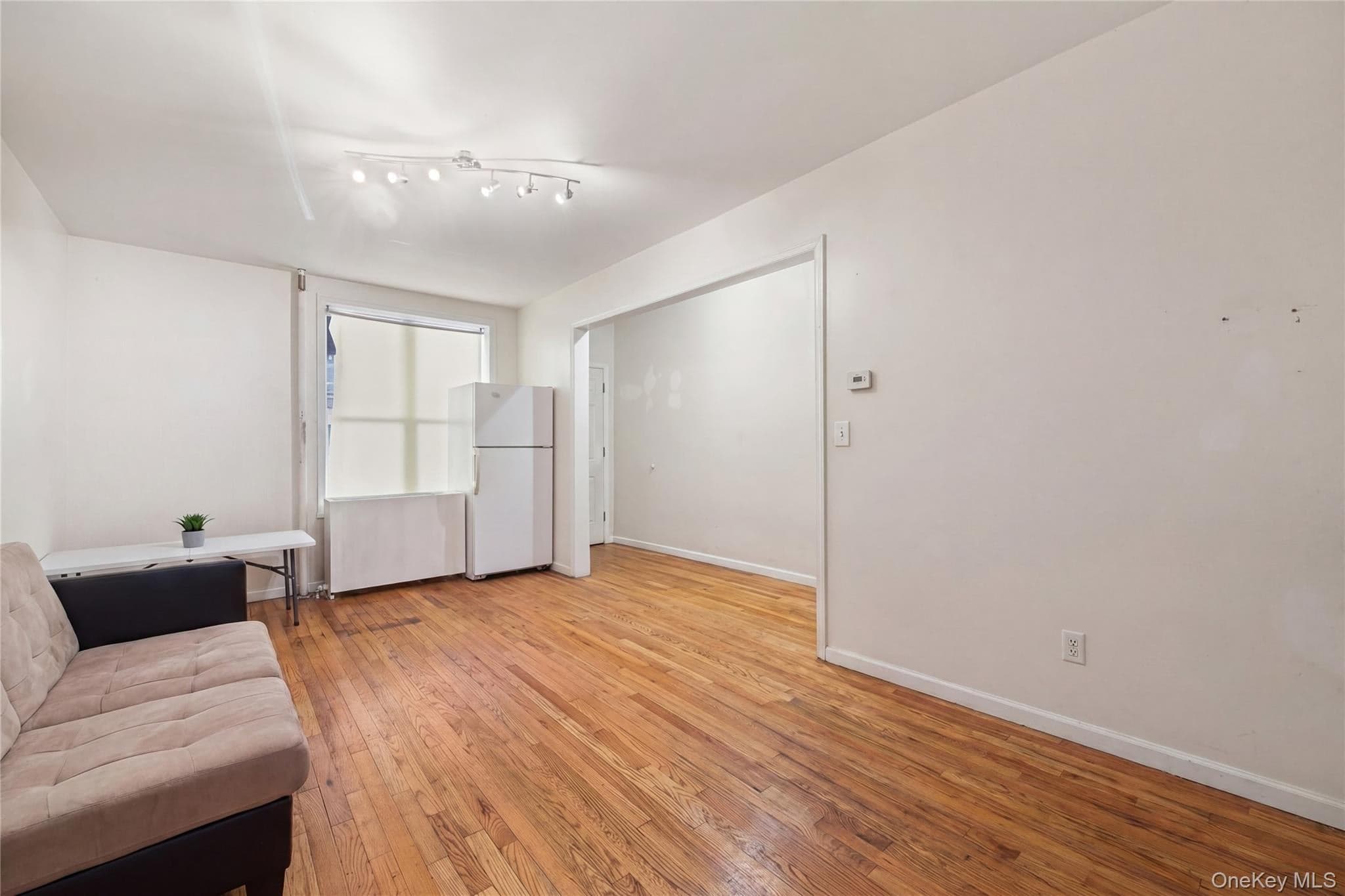 2410 Grand Avenue thumbnail 17