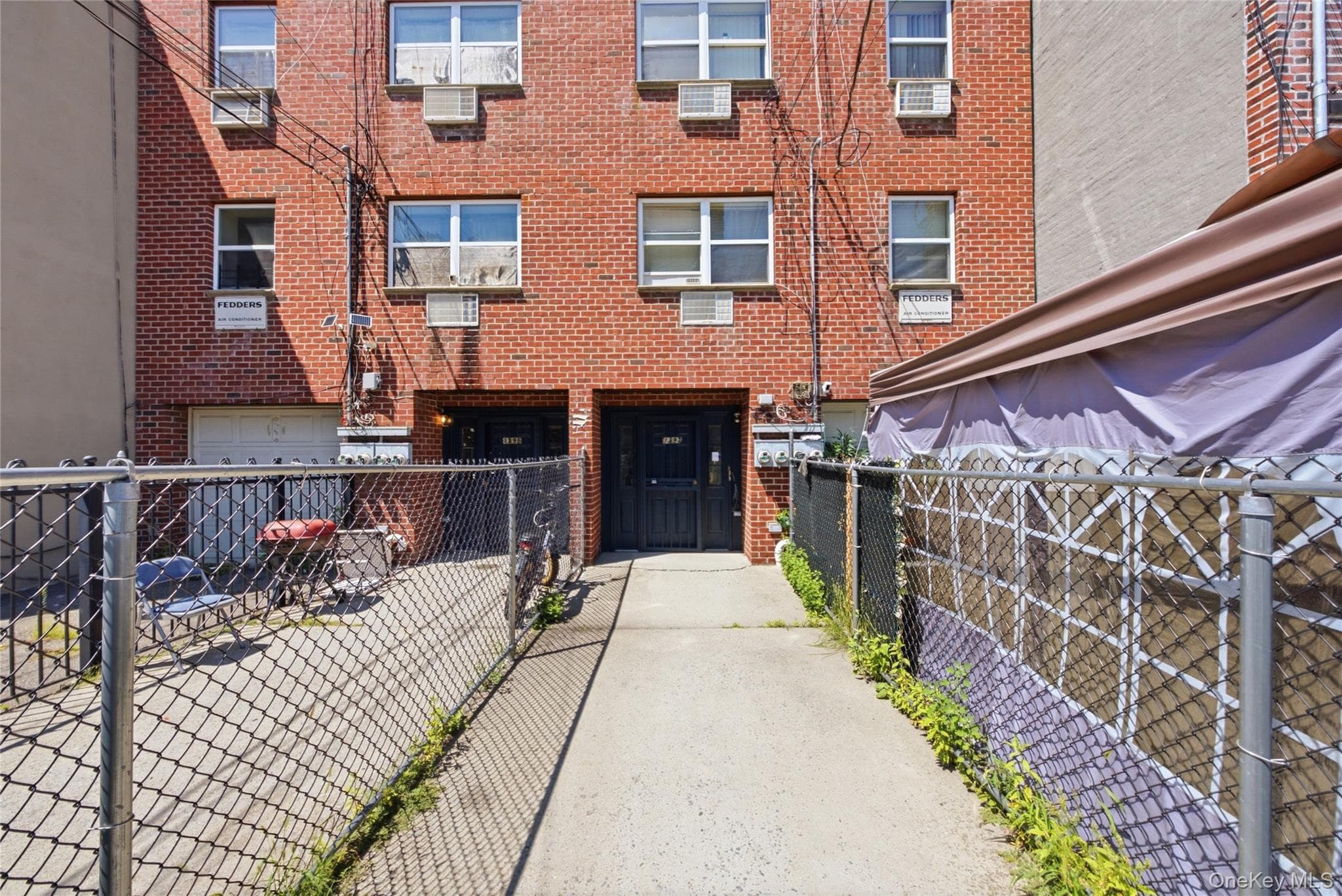 1397 Sutter Avenue thumbnail 2