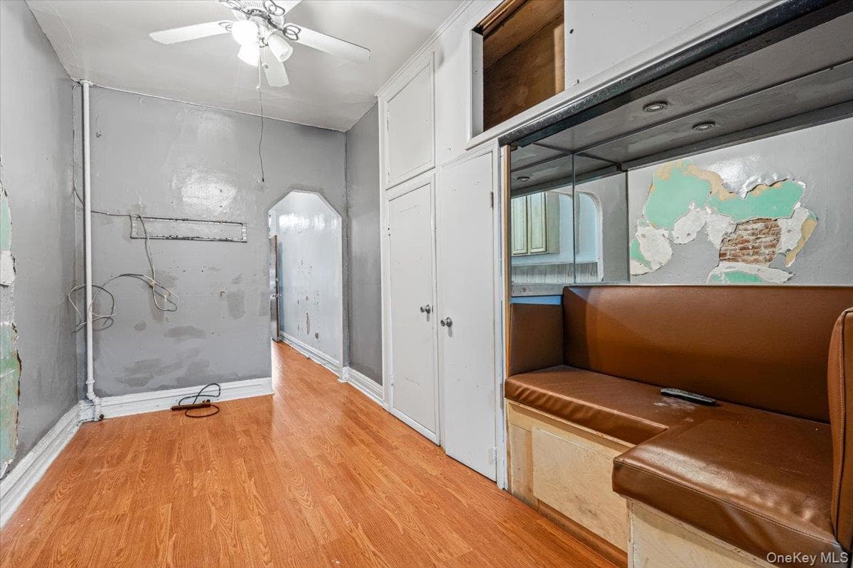 1719 Woodbine Street thumbnail 2