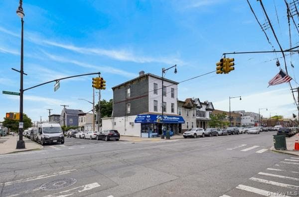 21-20 College Point Boulevard thumbnail 11