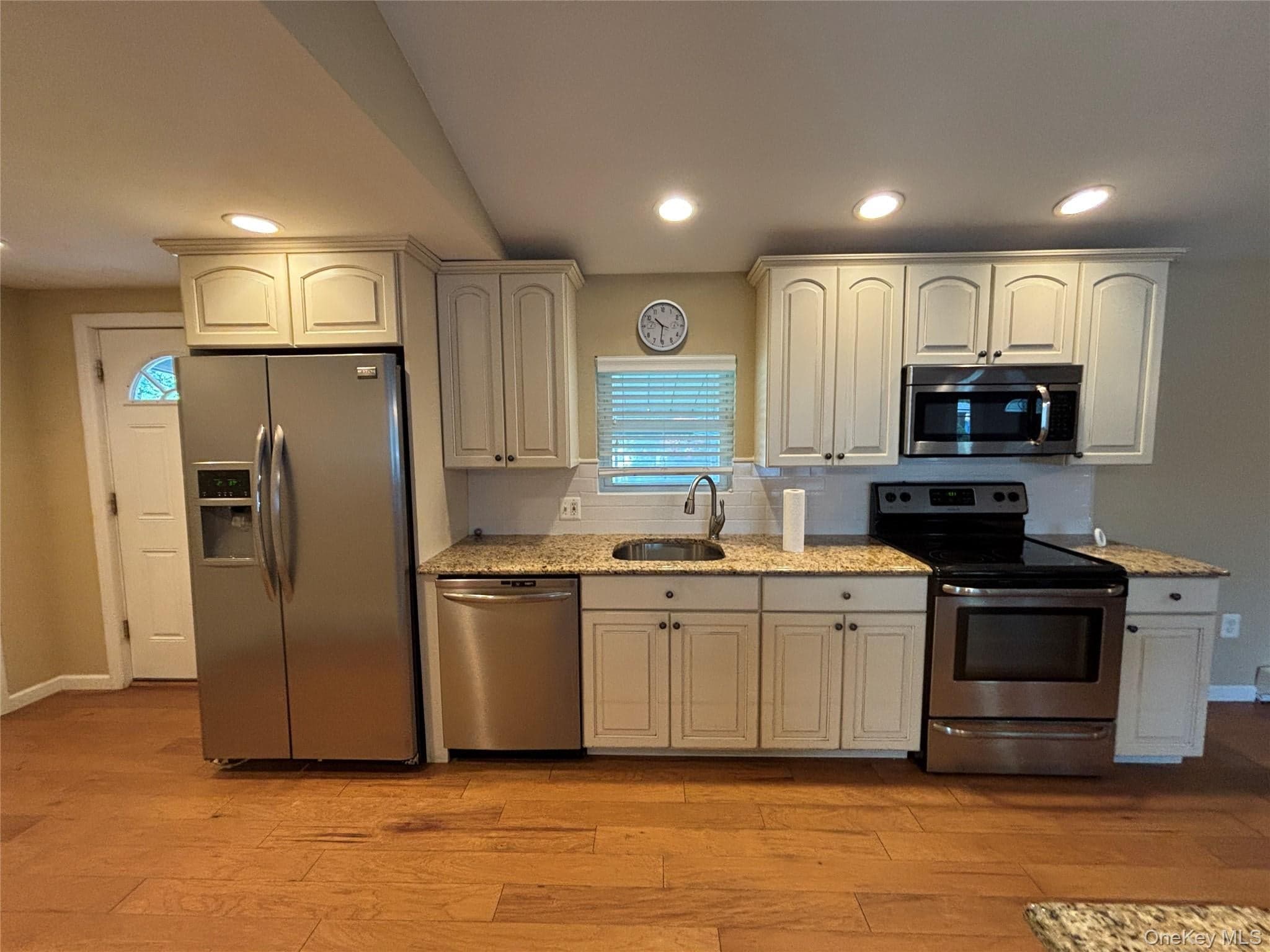 103 West Lane Unit: 12B Witt Lane thumbnail 11