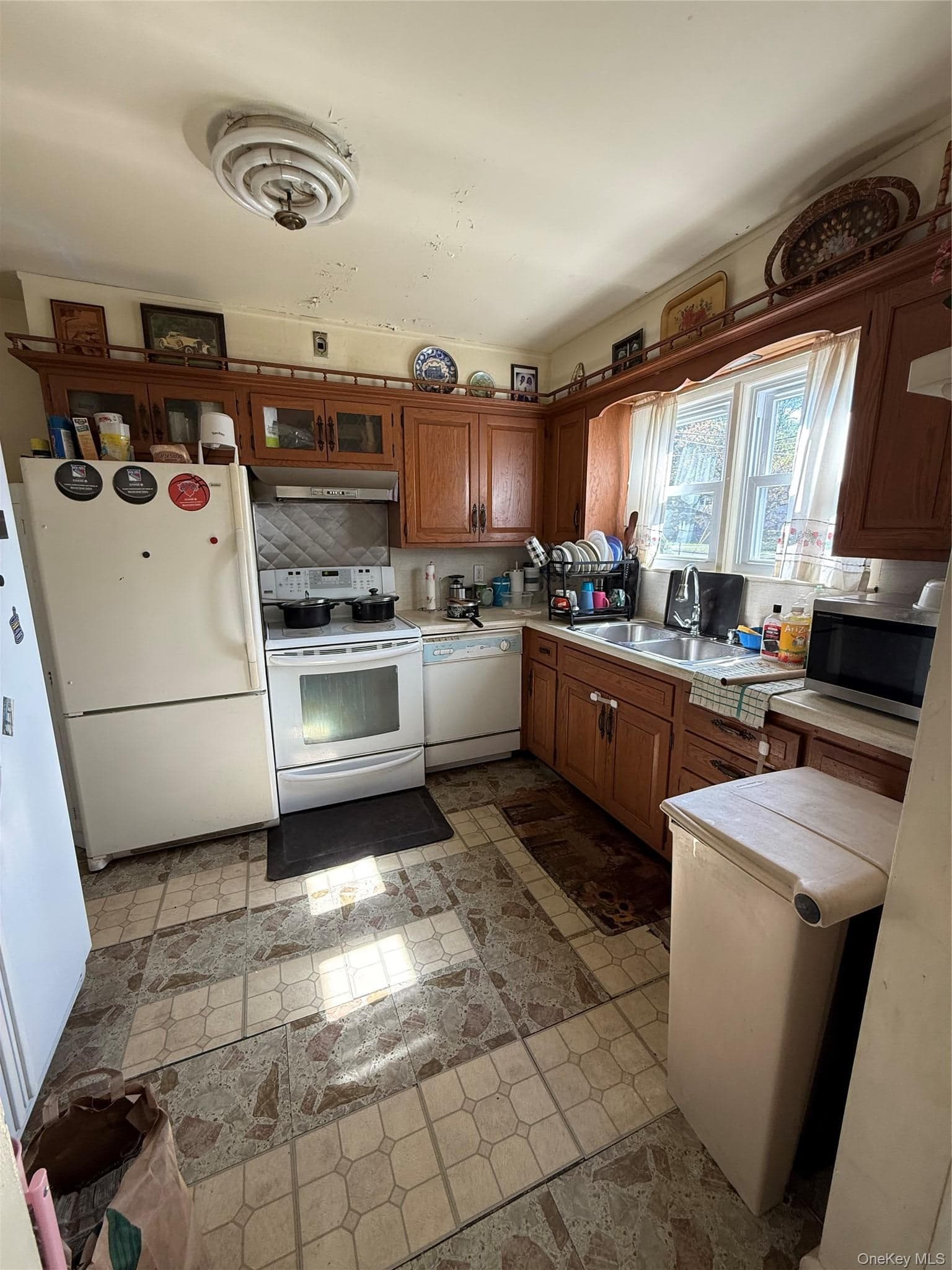 75 College Avenue thumbnail 17