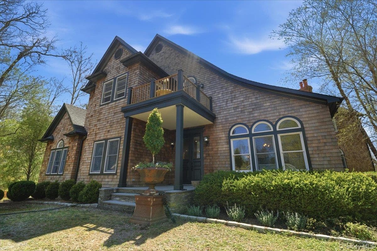 9 Locust Woods Drive thumbnail 22