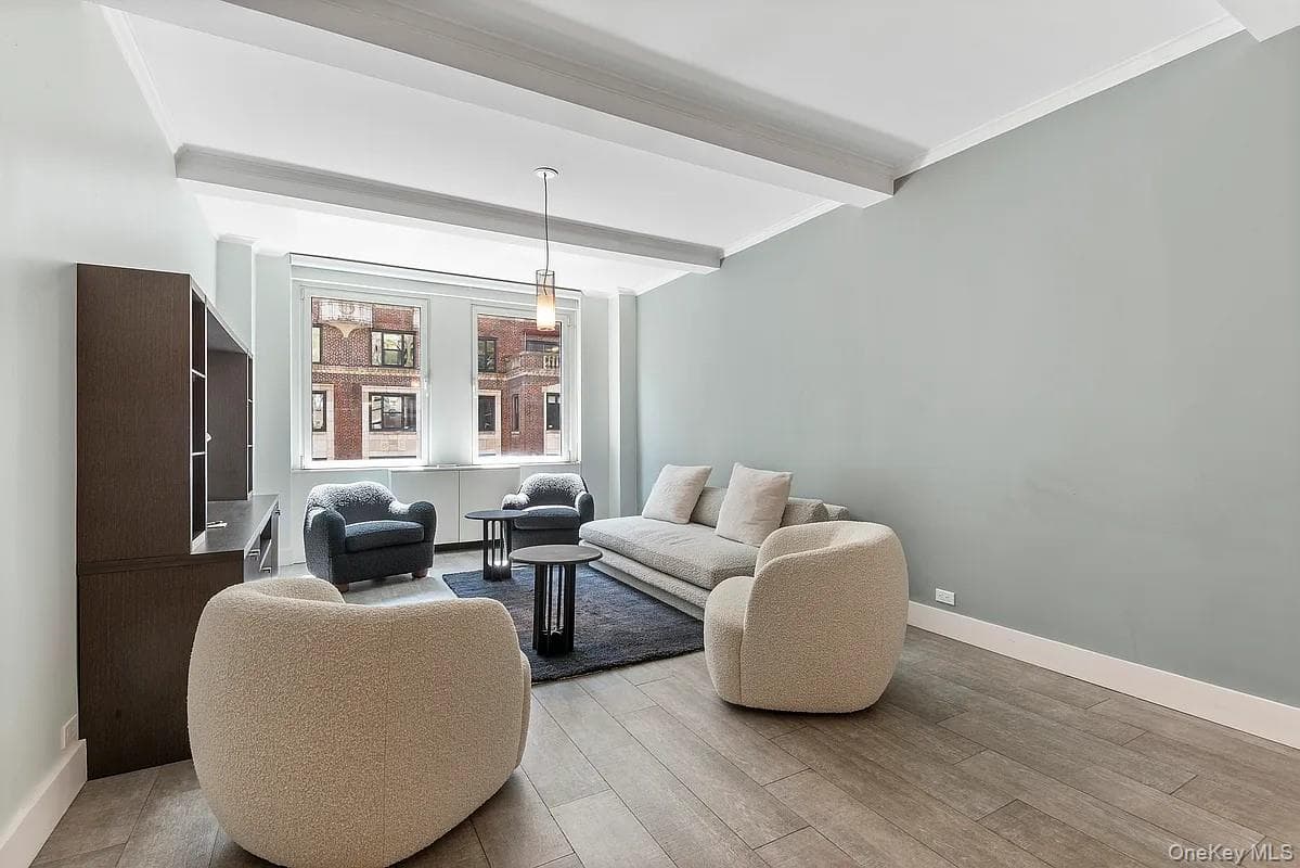 111 East 56th Street St Unit: 1102, New York (manhattan)