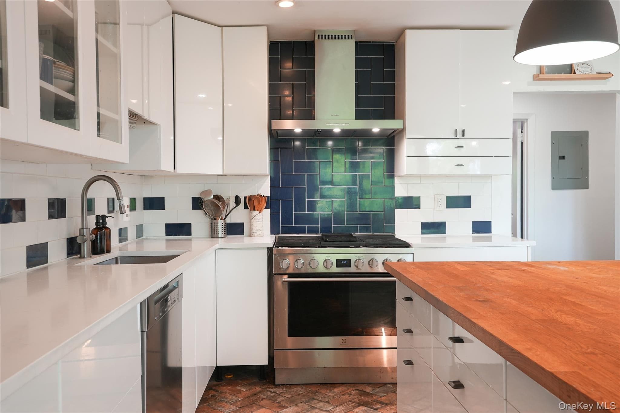 100 Dowd Street Unit: C6, Haverstraw