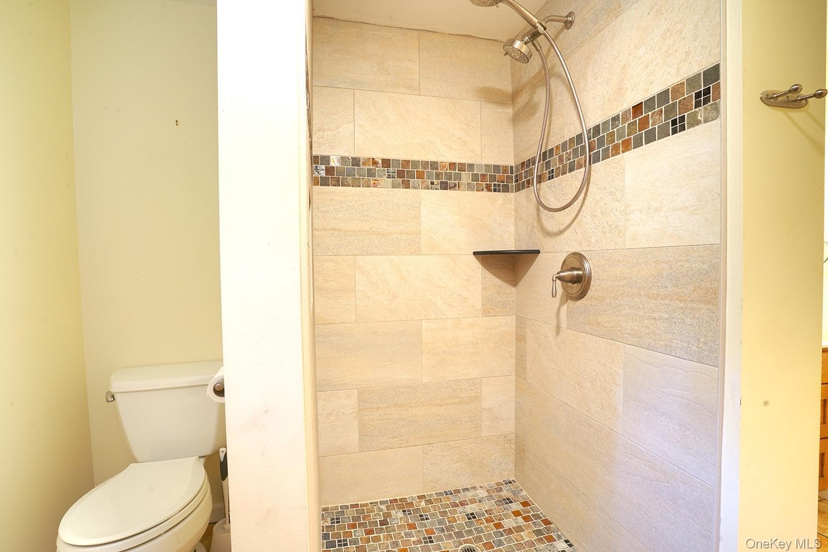 16 Briar Hill Road thumbnail 25