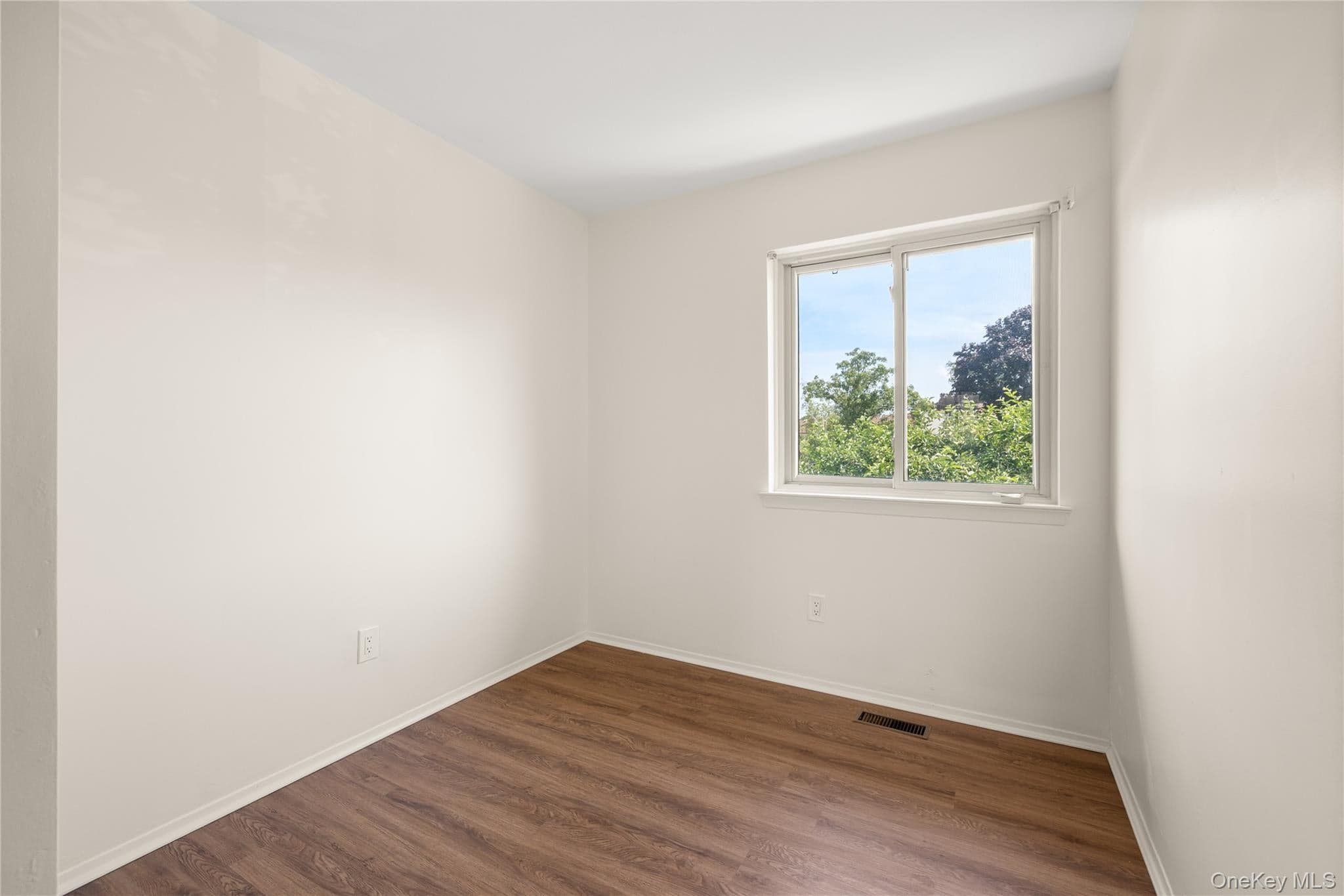 650 Newbridge Road Unit: 15 thumbnail 10