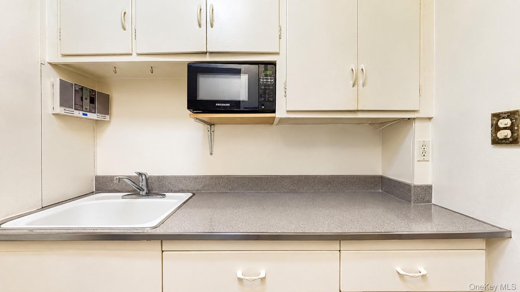 9809 64th Road Unit: 3D thumbnail 12