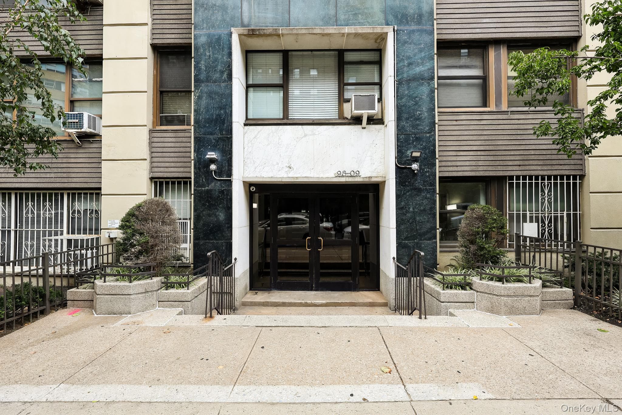 9809 64th Road Unit: 3D thumbnail 4