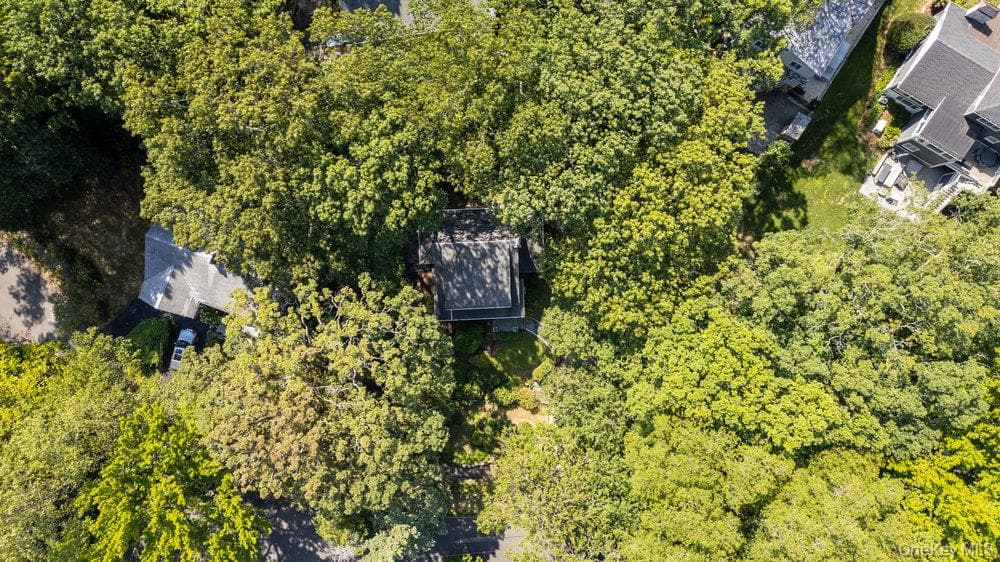 40 Pine Brook Drive thumbnail 4